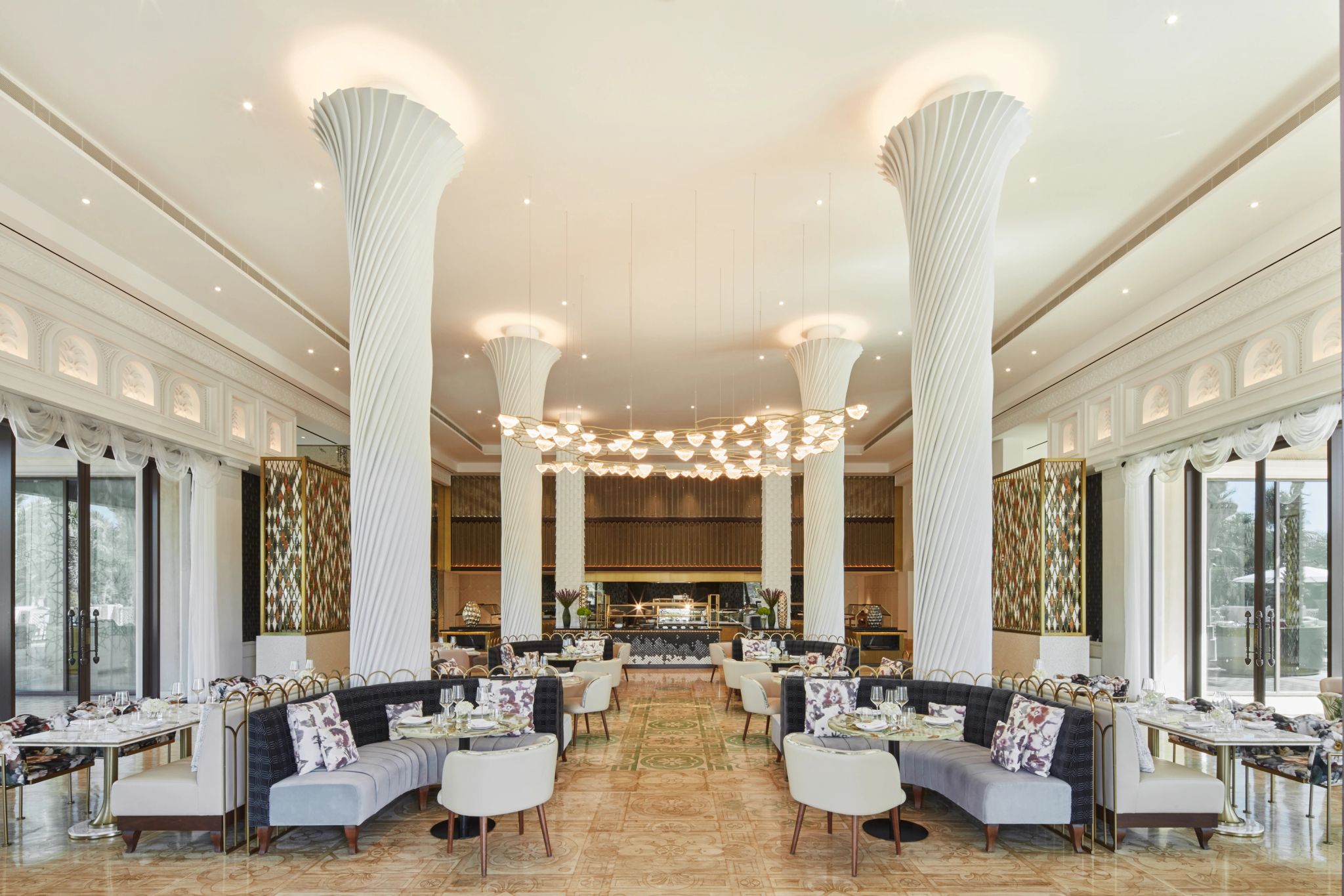 area interna restaurante - decoraçao elegante – alta gastronomia