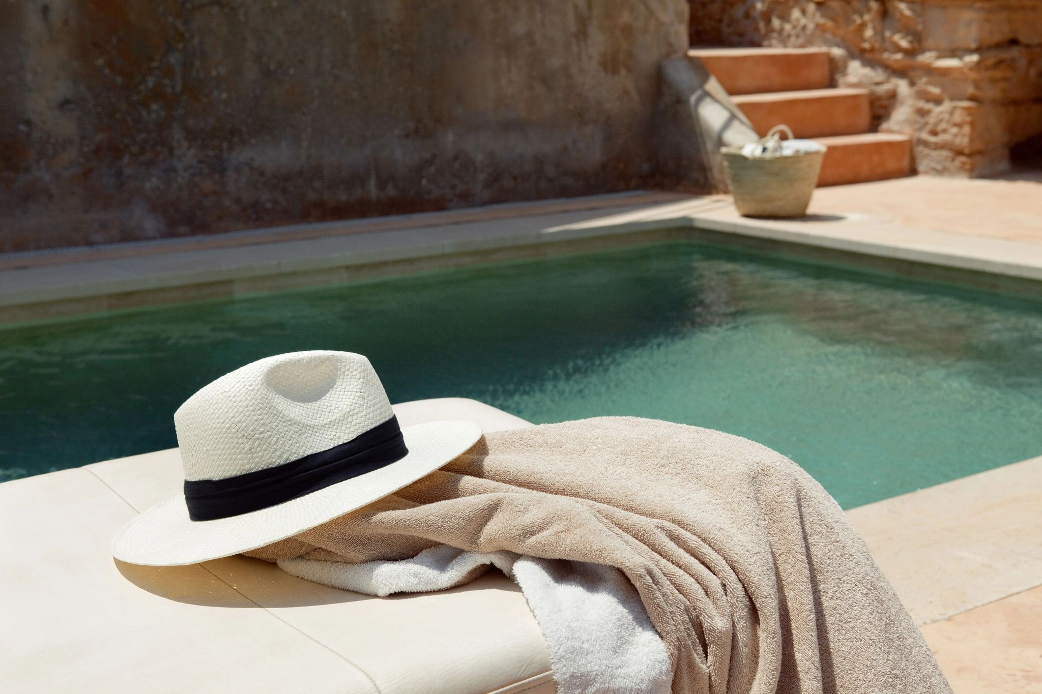 Suite El Cabo ferias de verao - banho de sol - suite com piscina