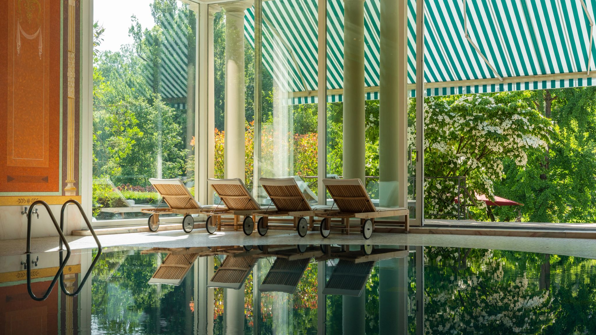 spa de luxo - piscina interna - bem-estar e relaxamento