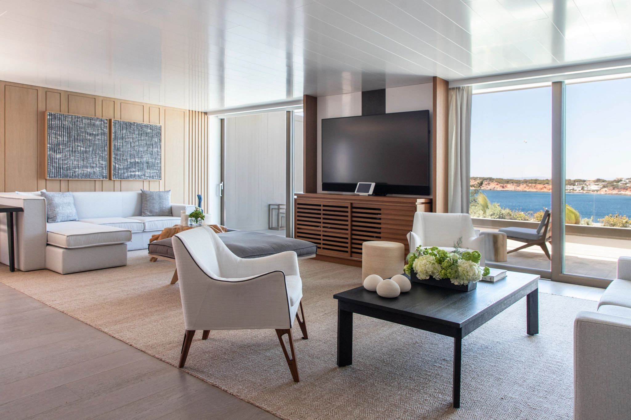 Nafsika Ambassador Suite sala de estar - sala de tv - sala vista mar