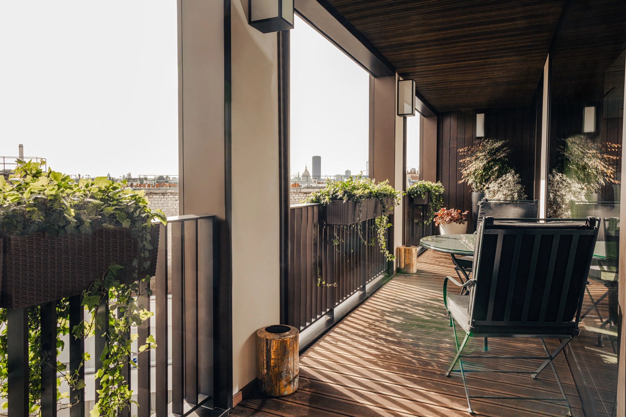 arquitetura em madeira - terraço vista cidade - terraço privativo 