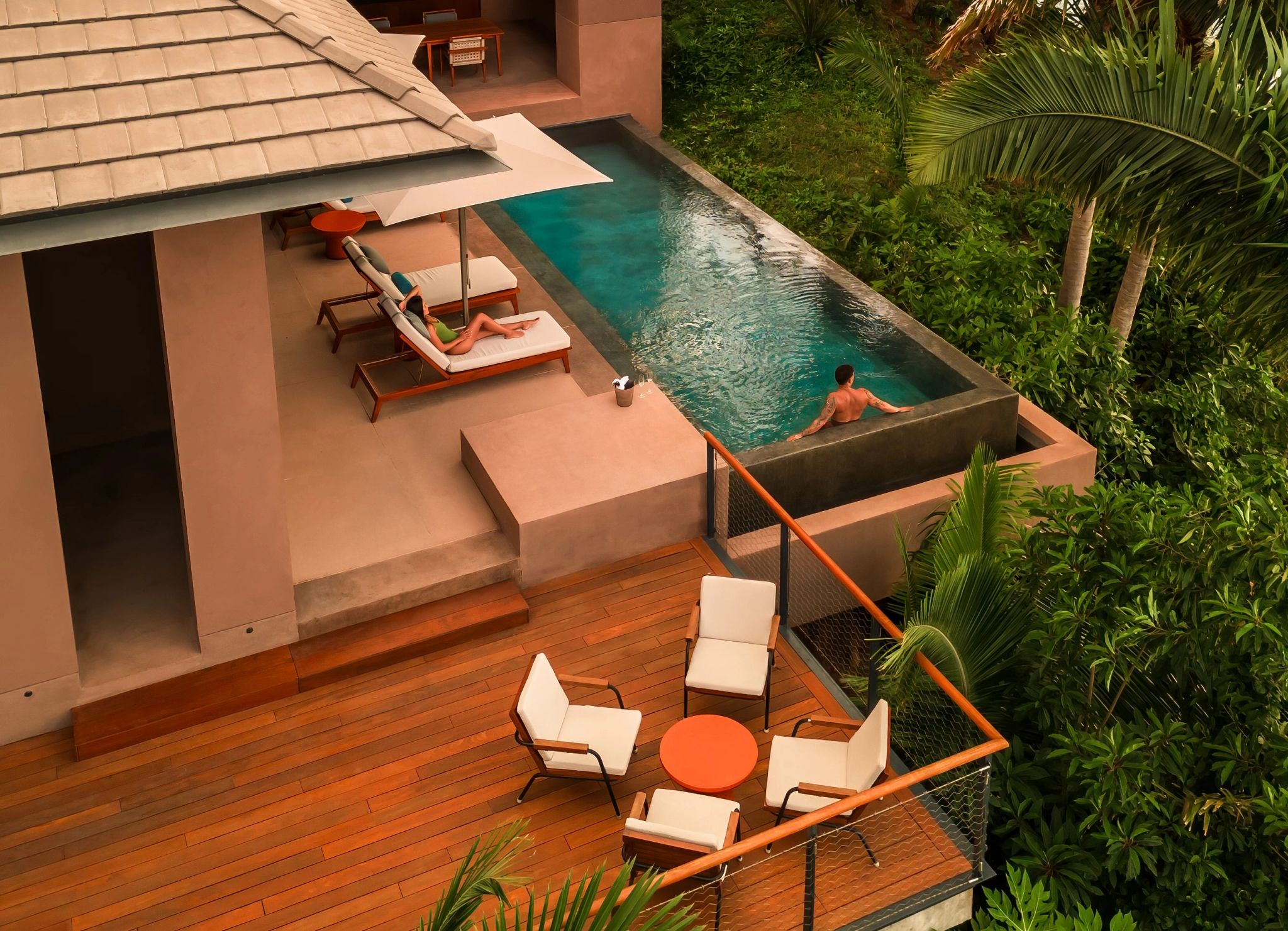 villa privativa – piscina externa – jantar ao ar livre - floresta nativa - natureza - terraço