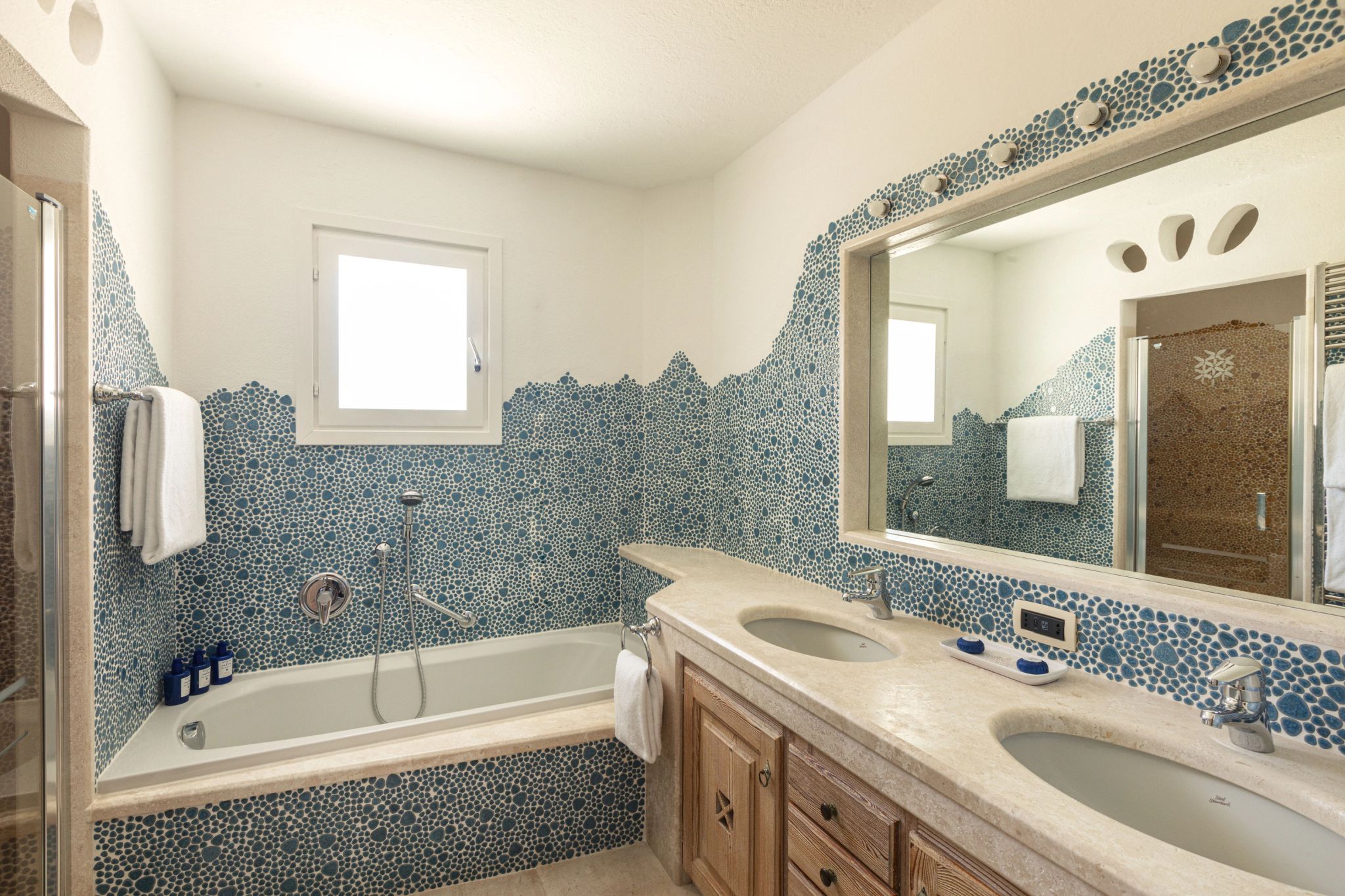 banheira de luxo - banho premium - banheiro suite