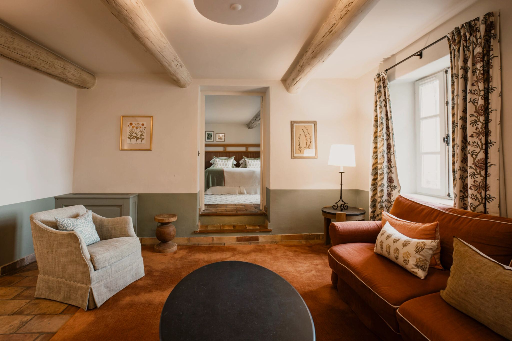 Deluxe Suite suite com sala - sala de estar - sofa confortavel