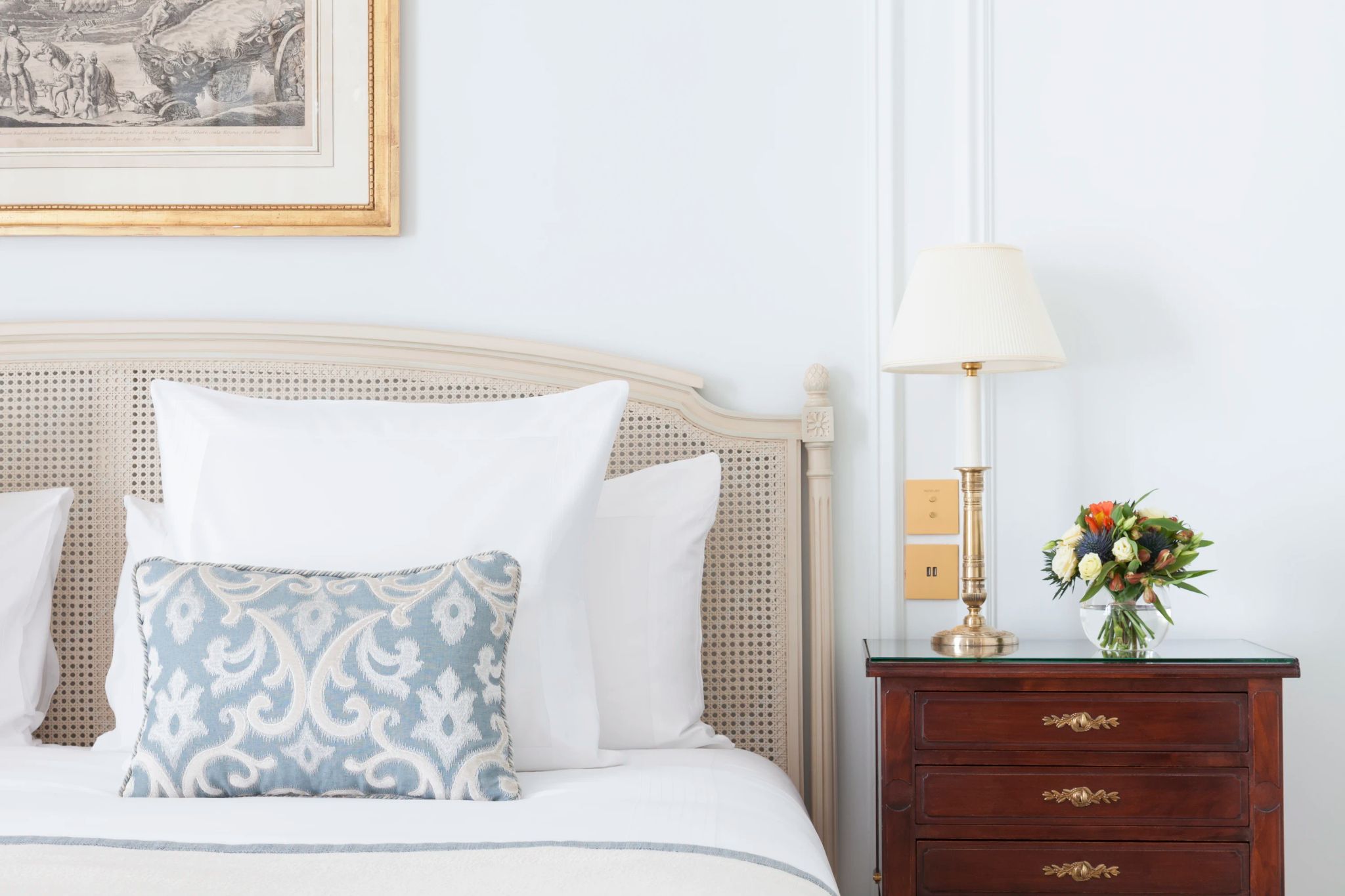 Deluxe quarto deluxe le bristol - detalhes quarto deluxe