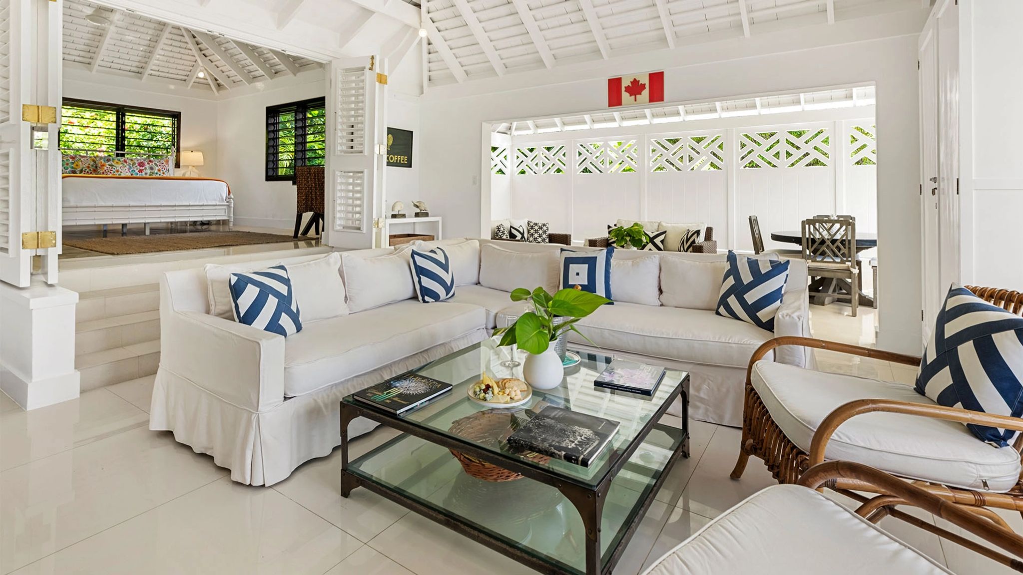 Three Bedroom Classic Villa  sala de estar - sala moderna - sala chique - sala ampla