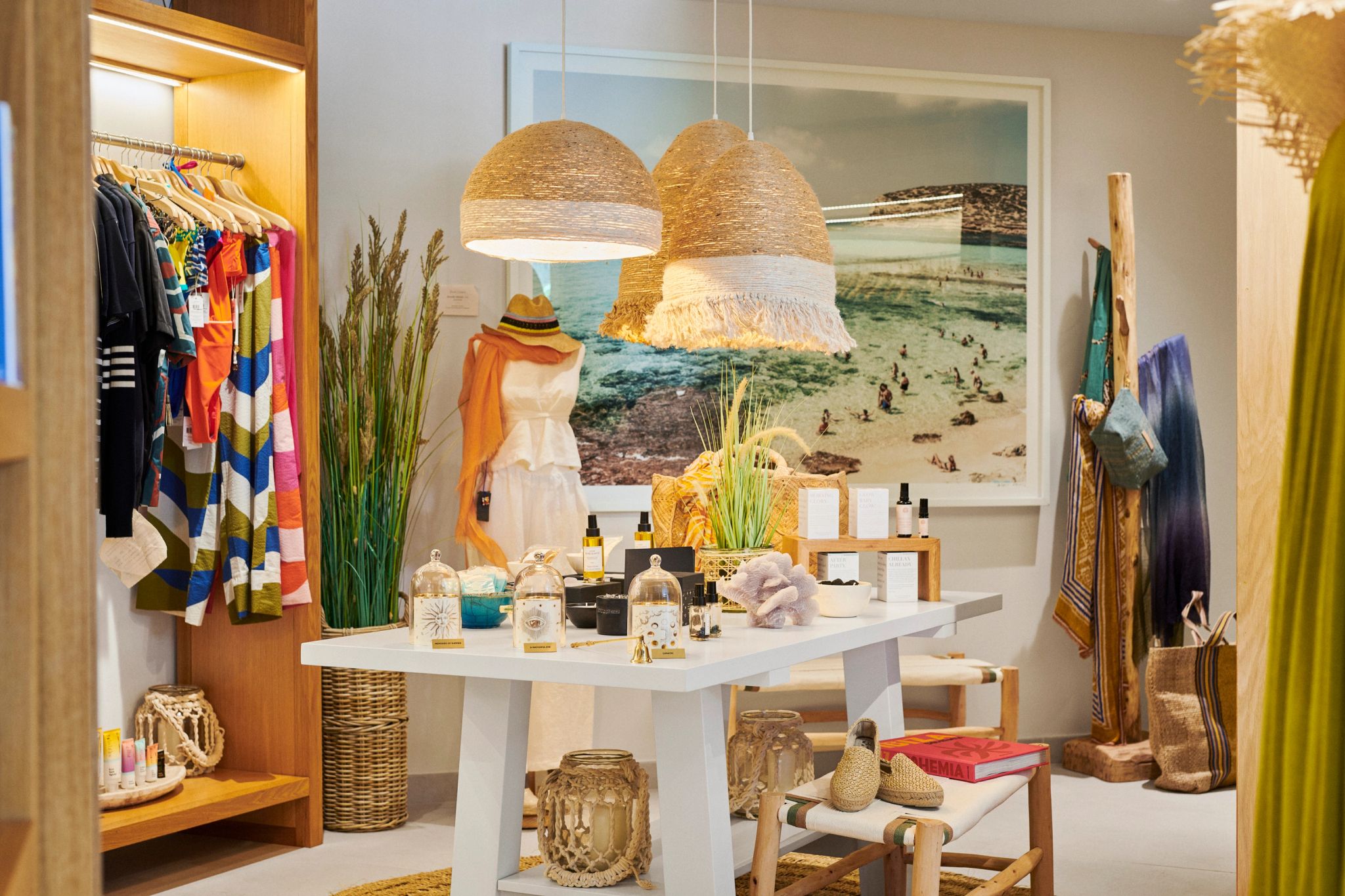 Boutique do hotel boutique de luxo - moda feminina - moda praia