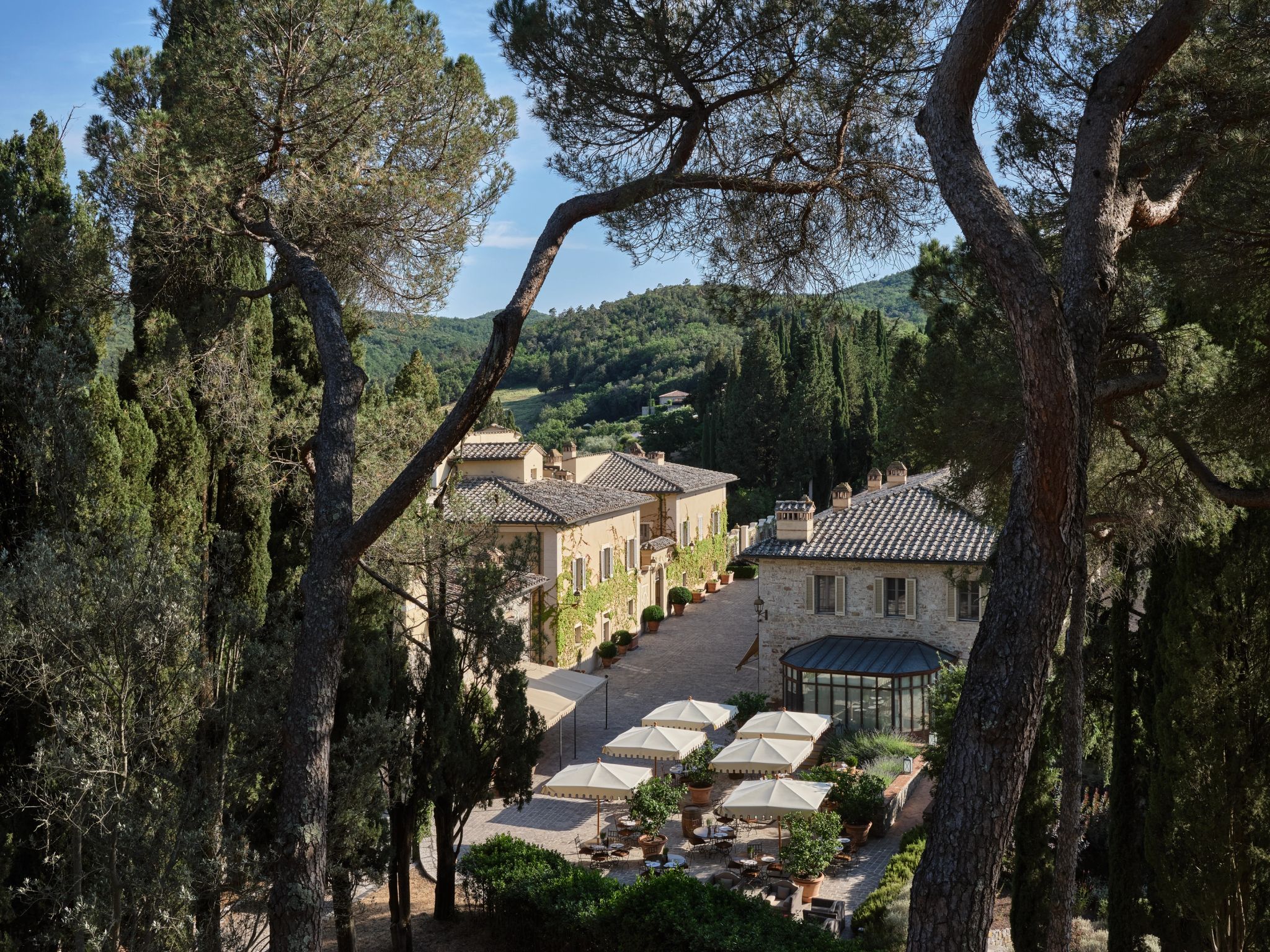 arquitetura italiana – borgo na toscana – area externa hotel