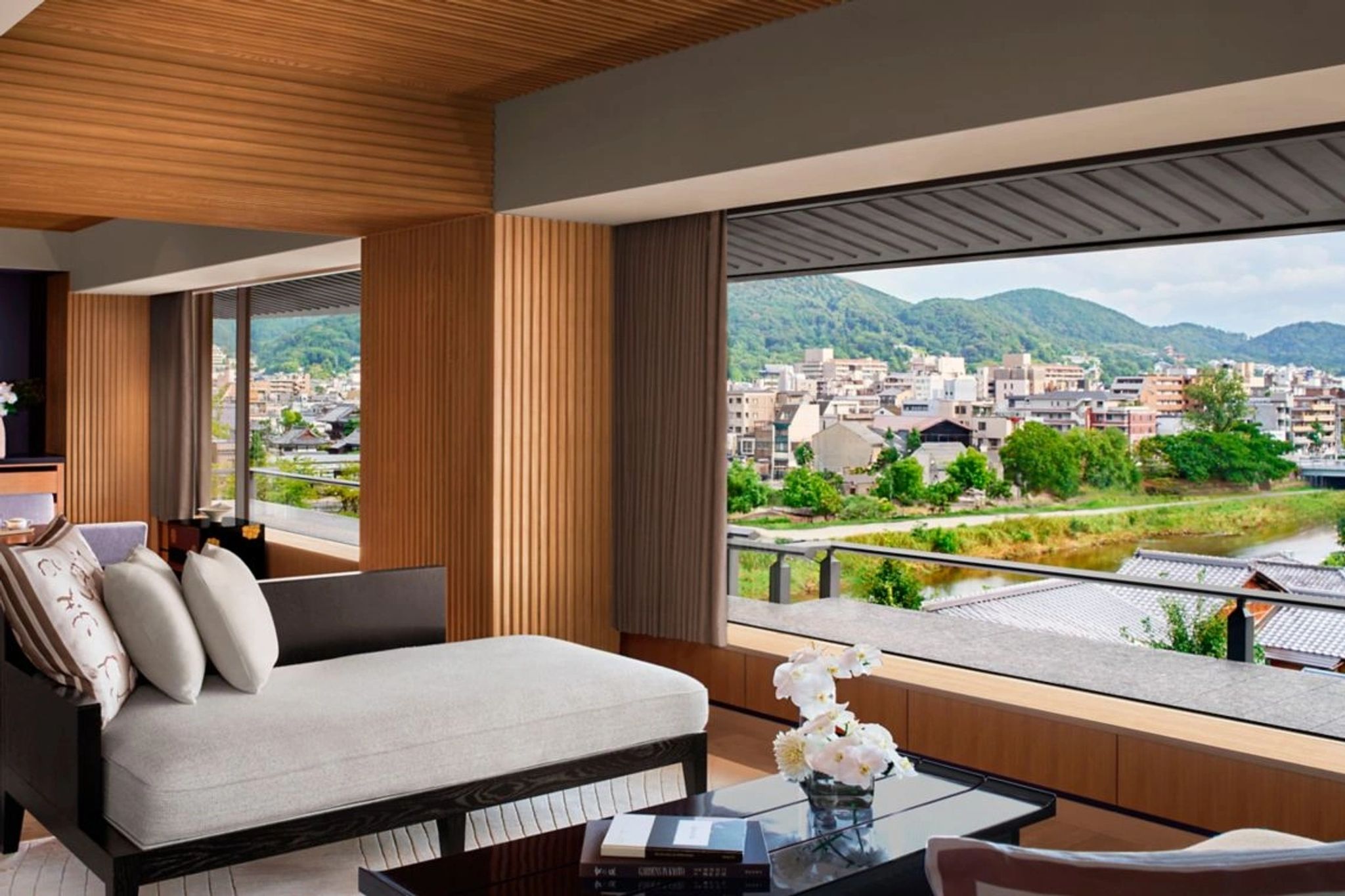 Design de interiores japonês – elegância discreta – suítes tatami 