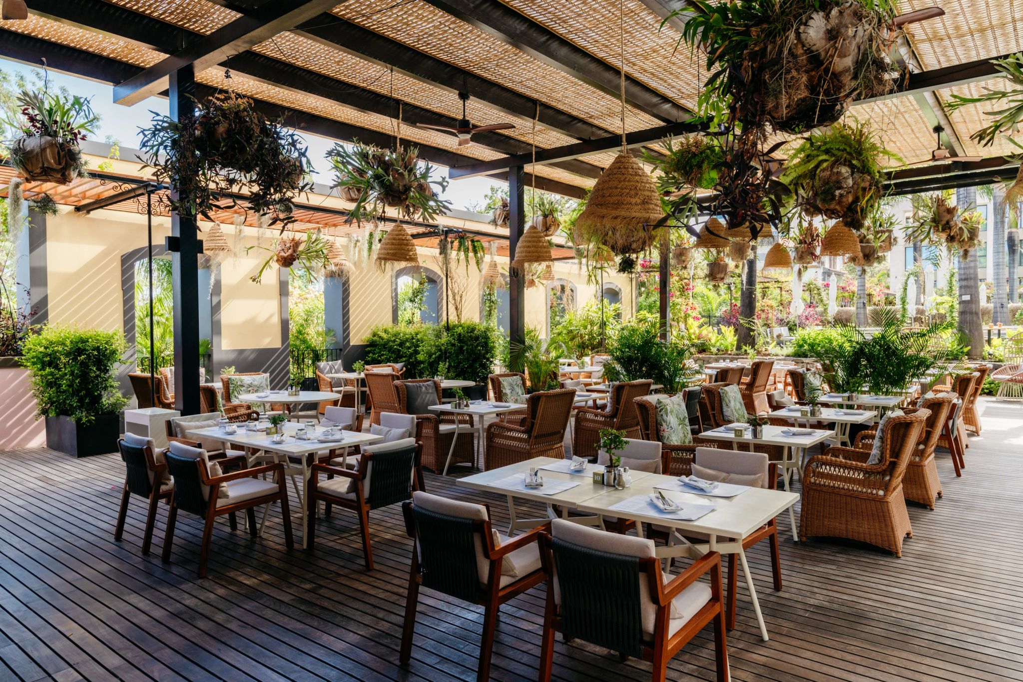 Alameda Restaurant refeicao em restaurante terraco – gastronomia do hotel