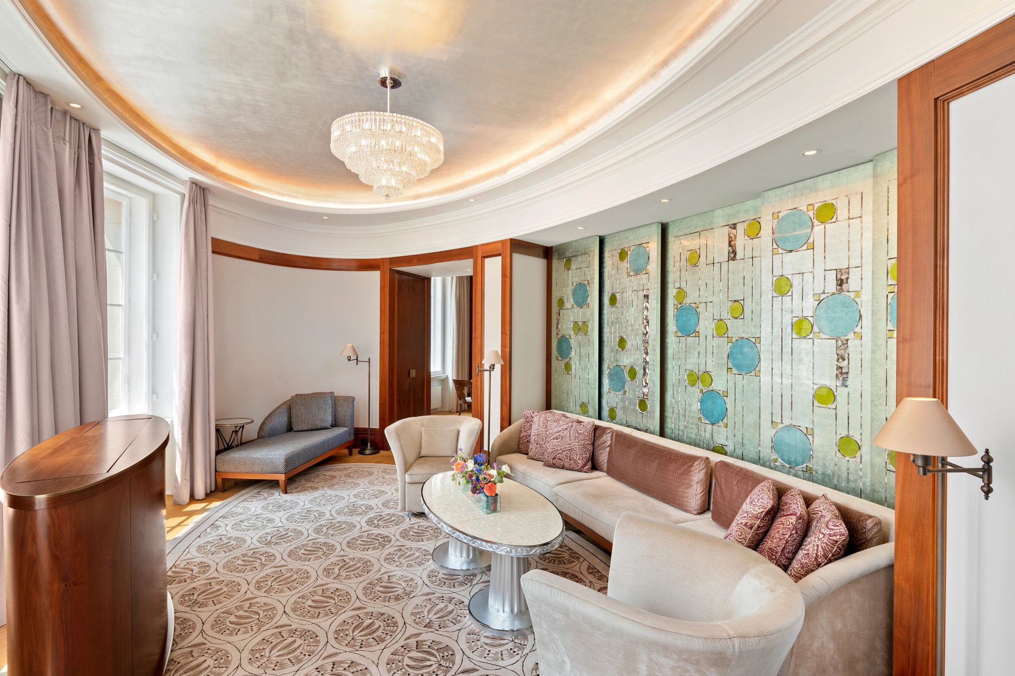 Diplomat Suite   sala de estar - decoraçao elegante – design de luxo