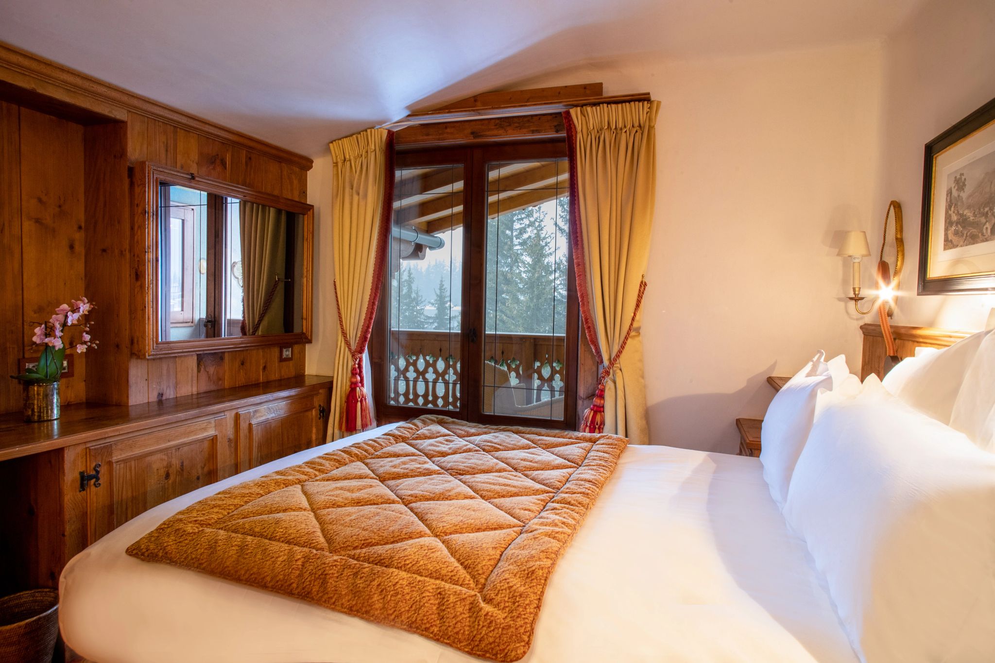 The Lys Martagon Suite  suite ampla - cama de casal