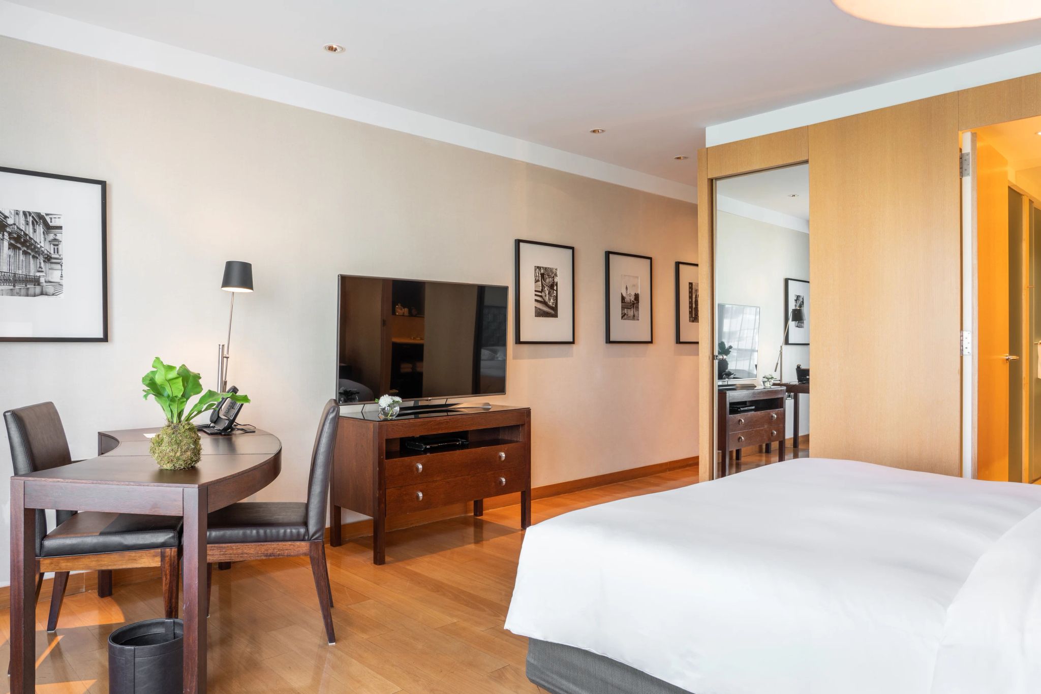 deluxe king - quarto com cama king