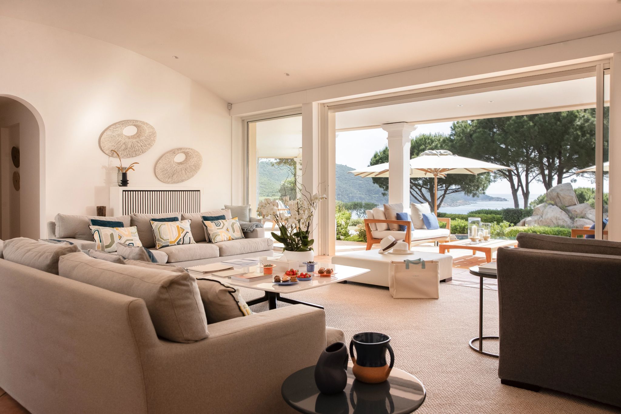 Villa 7 sala de estar - vila vista mar - sala moderna - sala de luxo