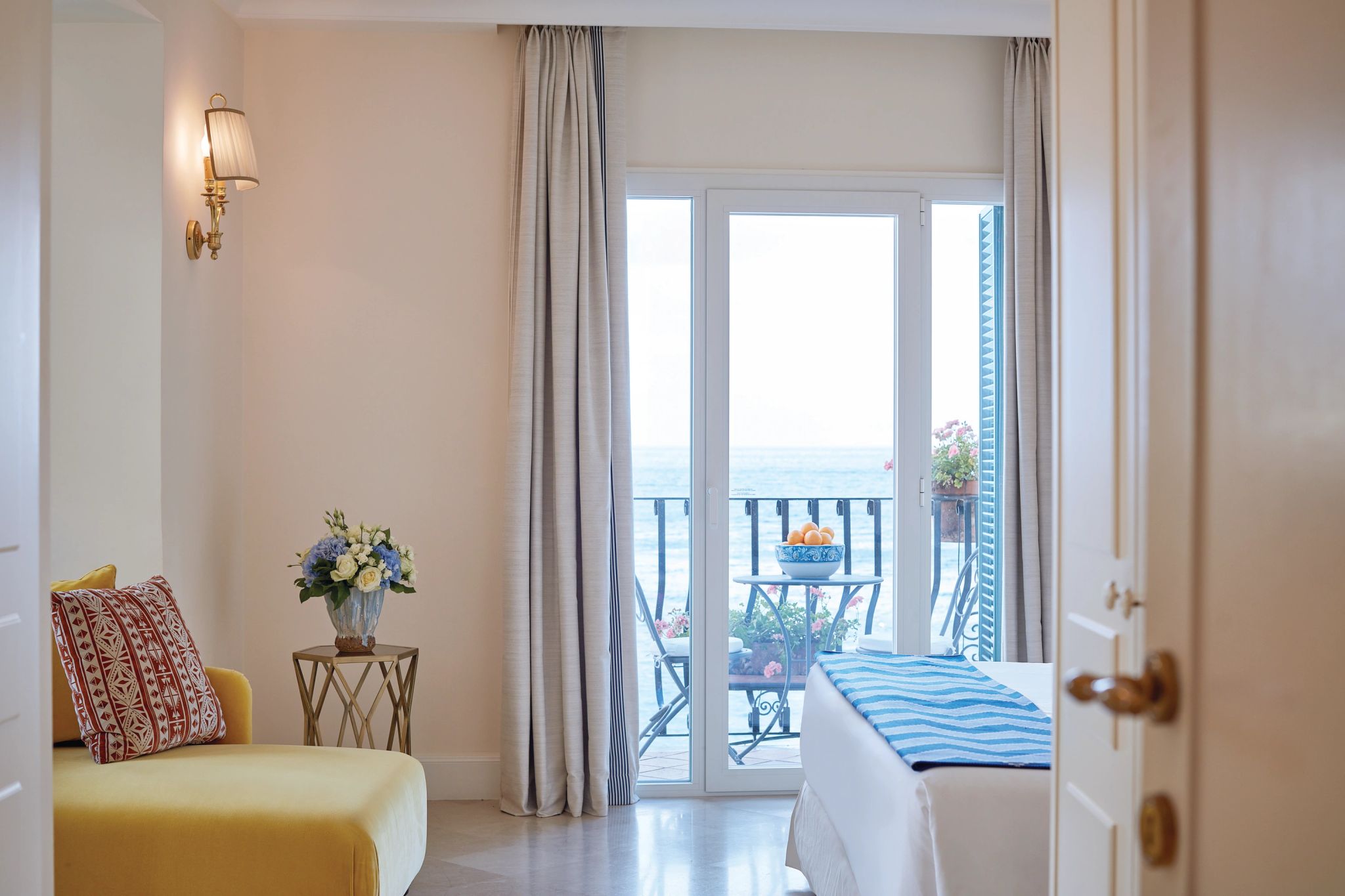 Premium Sea View Suite suite com varanda – suite vista mar – suite bem-estar