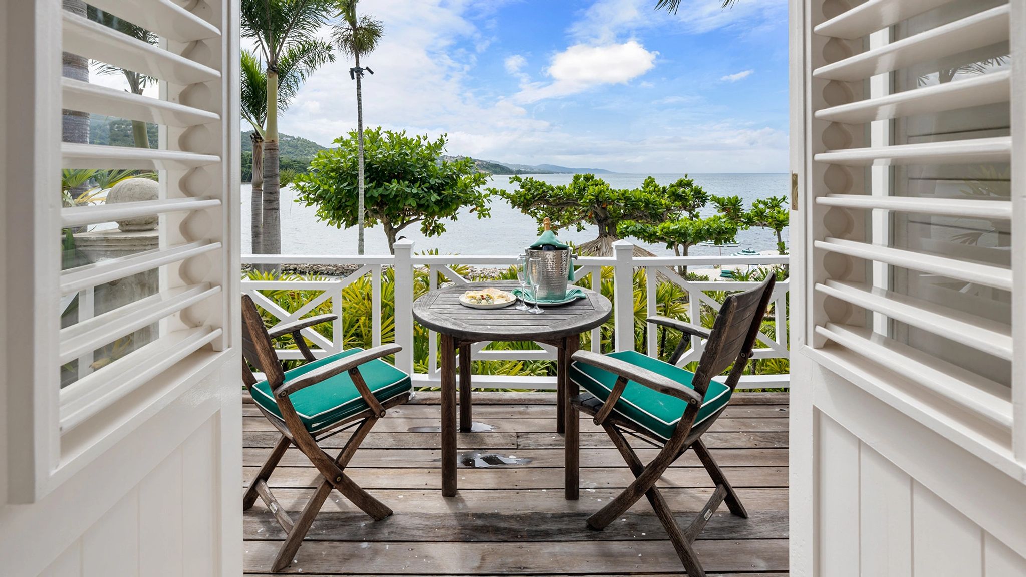 Oceanfront Balcony Double  terraço privativo - terraço vista mar - quarto frente mar