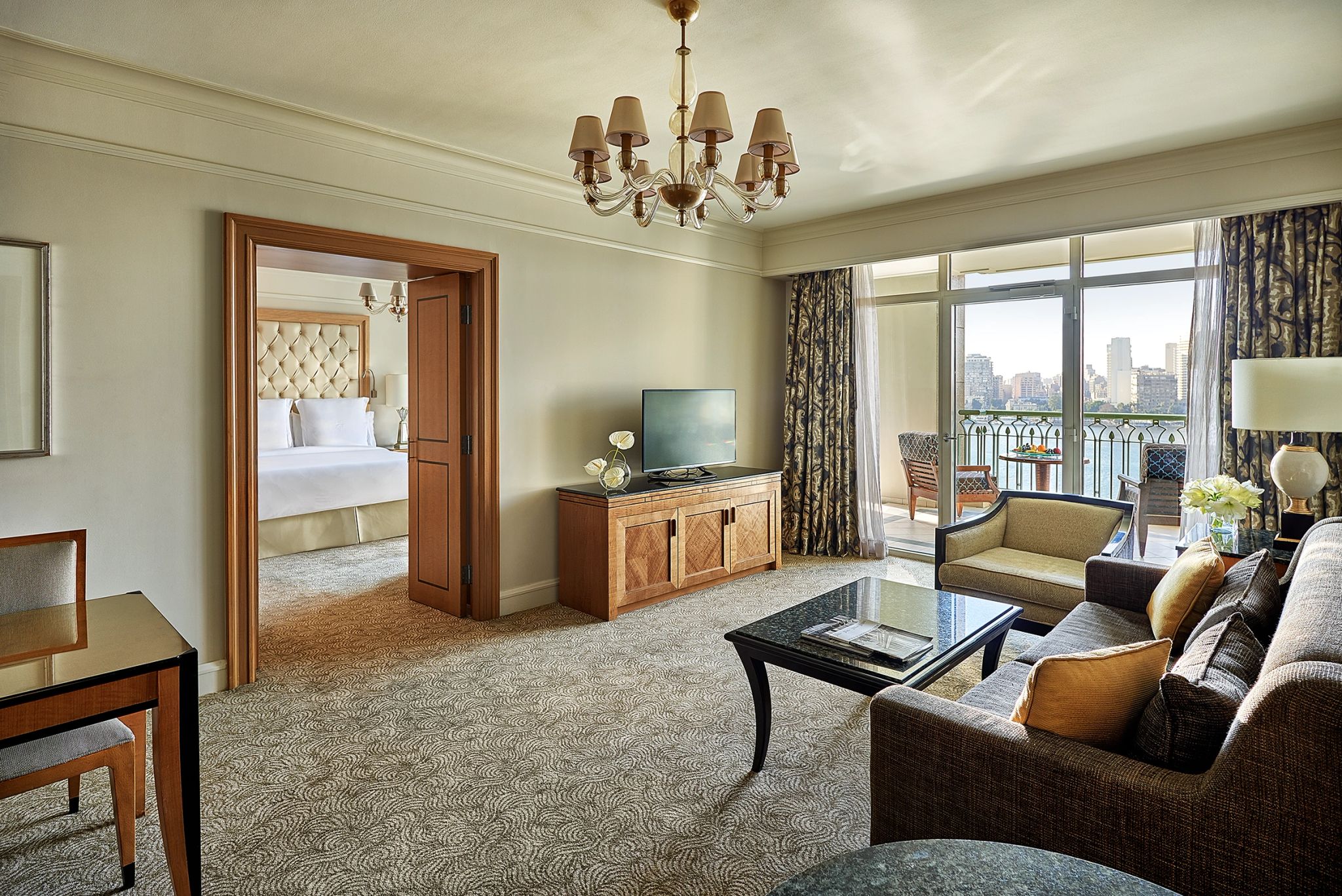 Four Seasons Executive Suite suite master - sala de estar - decoracao premium