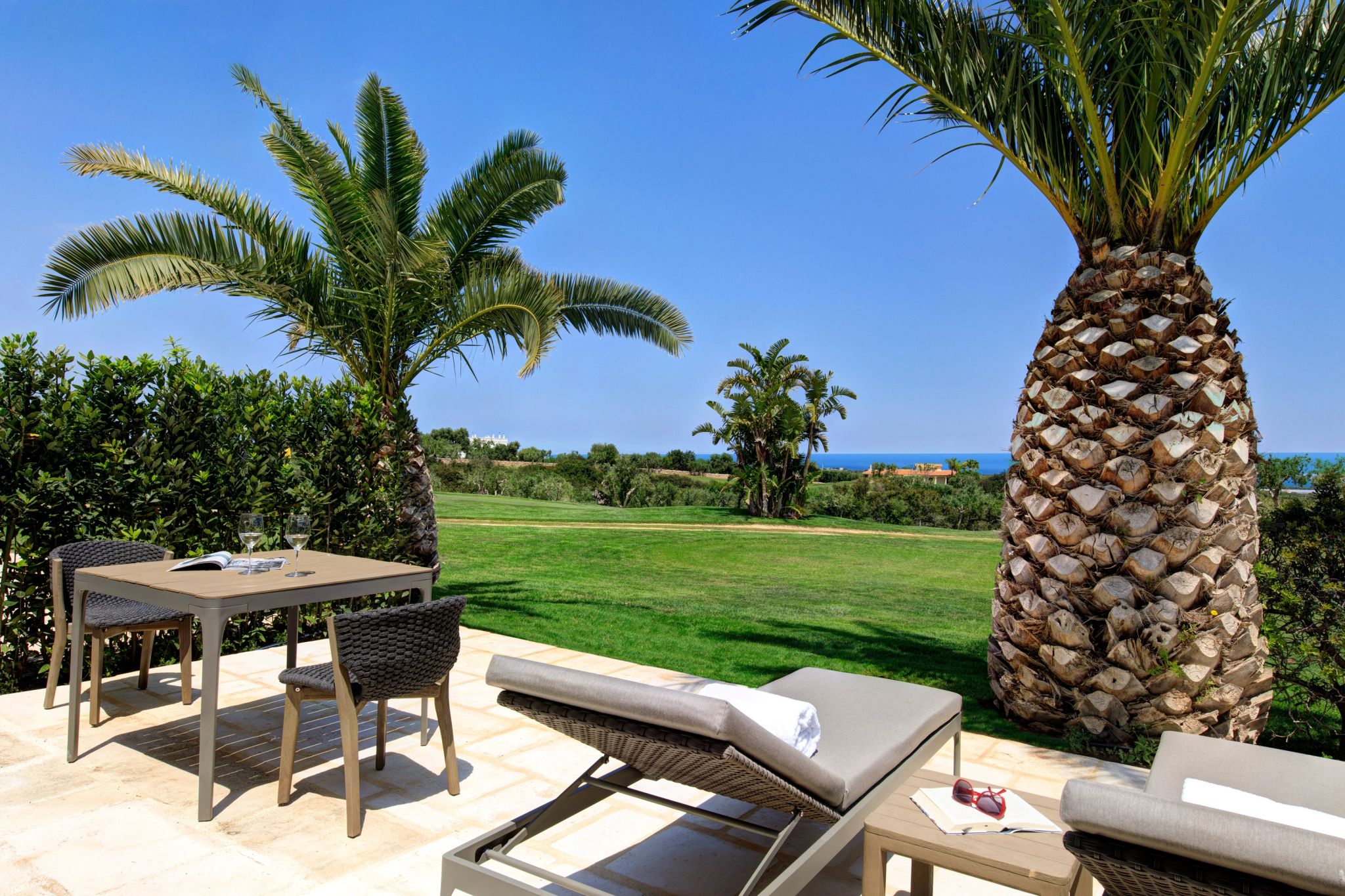 Superior Room jardim privativo - quarto com jardim - banho de sol - area ao ar livre - lazer ao ar livre