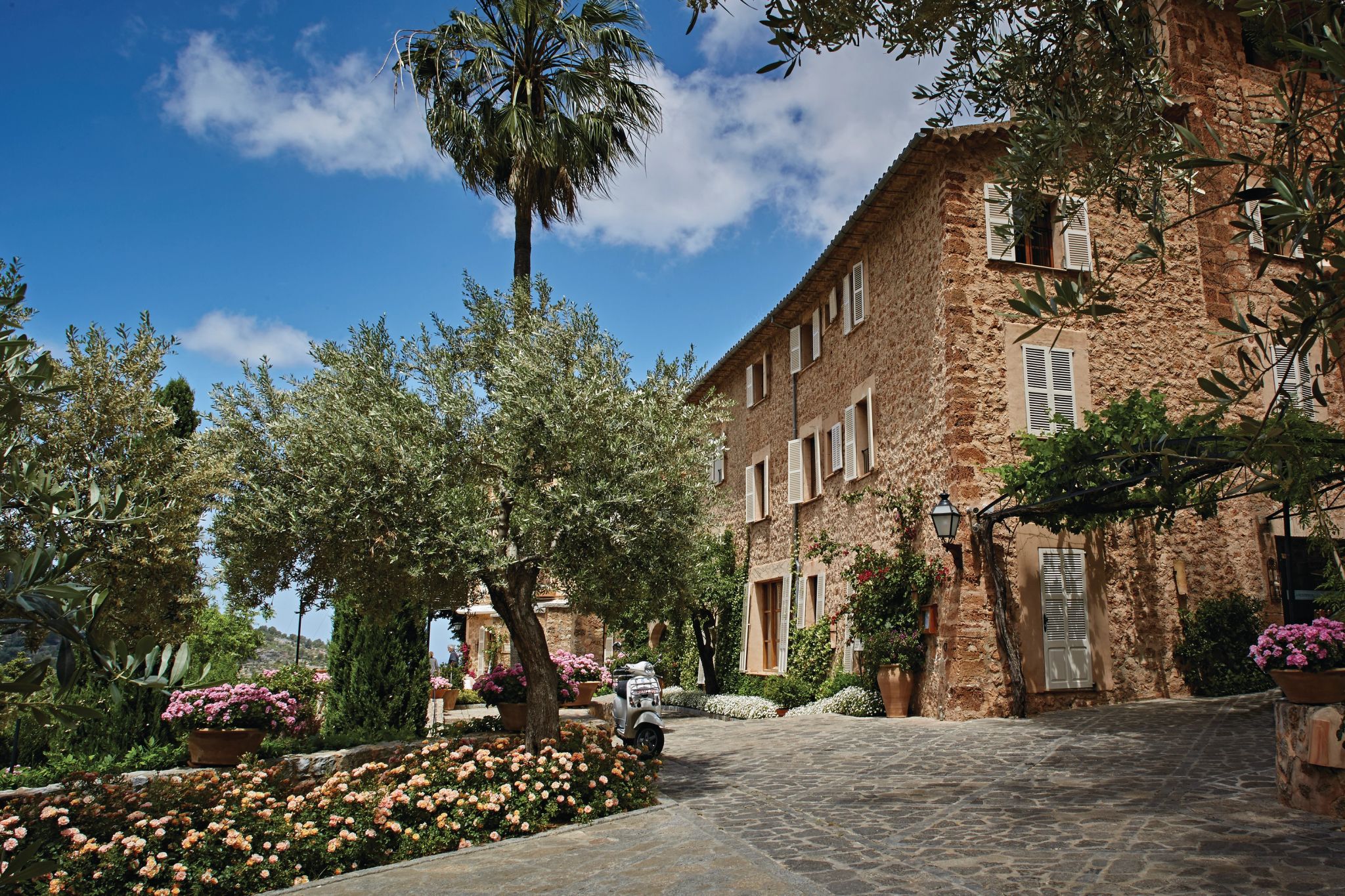 hotel mallorca - hospedagem historica - hotel rustico