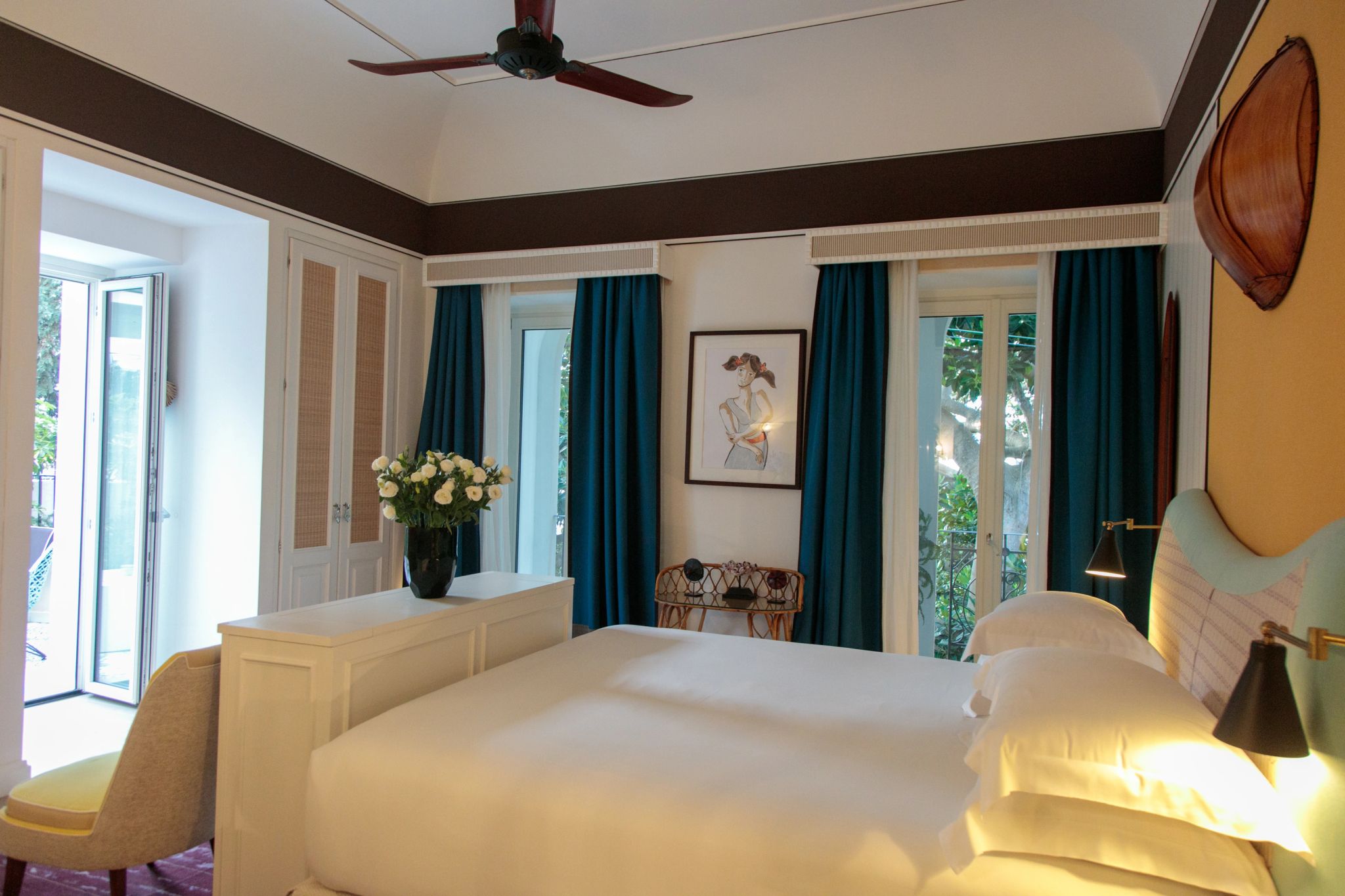 Superior City View cama de hotel – janelas grandes – design de luxo