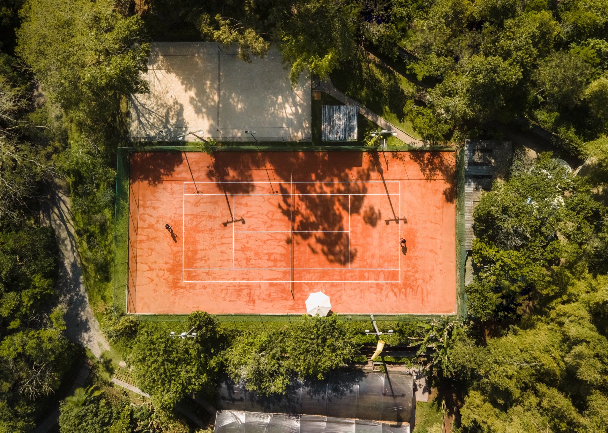 Quadras de esportes quadra de tenis do hotel