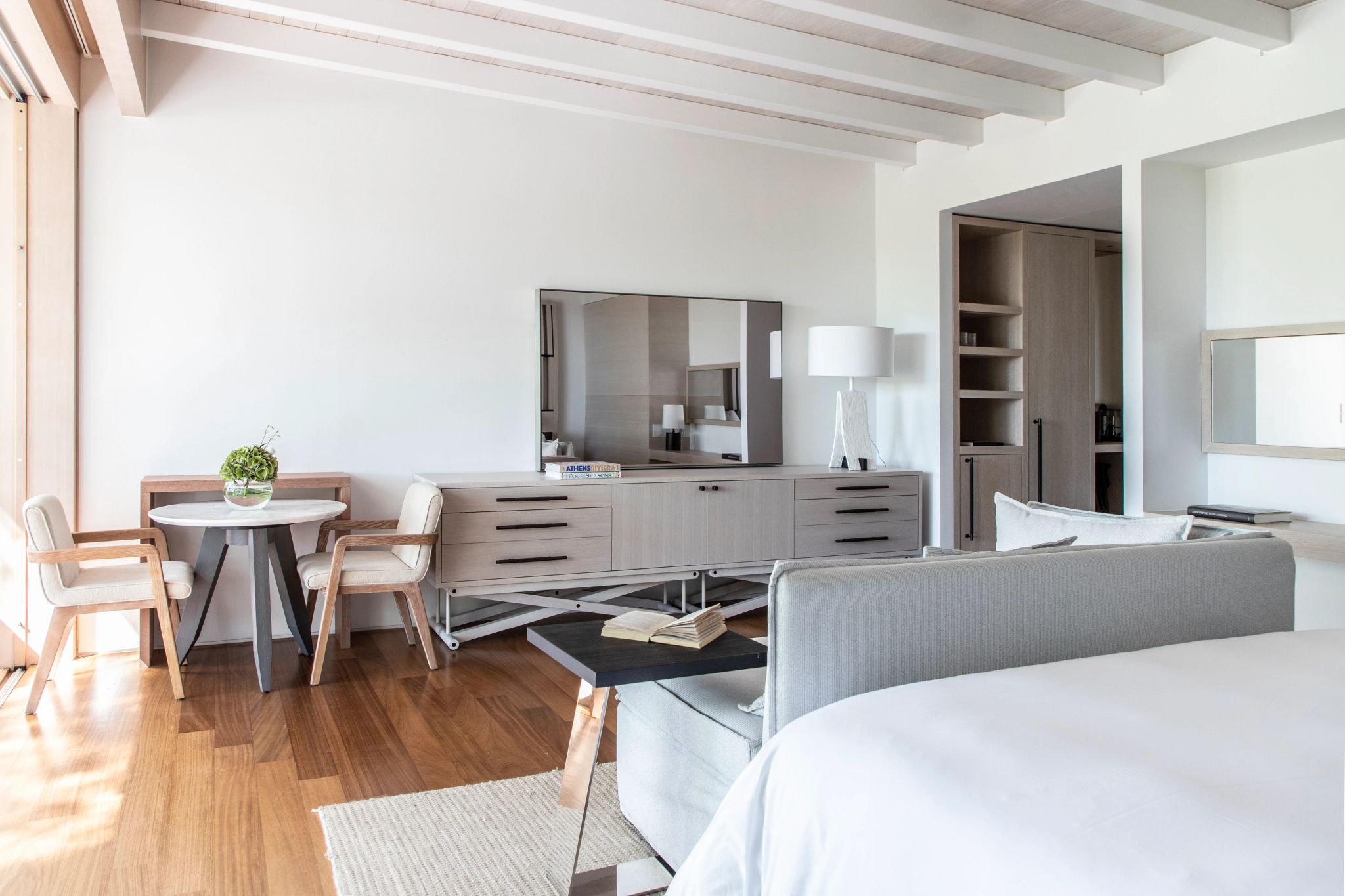 Garden View Bungalow quarto espaçoso - quarto de hotel - quarto com sala