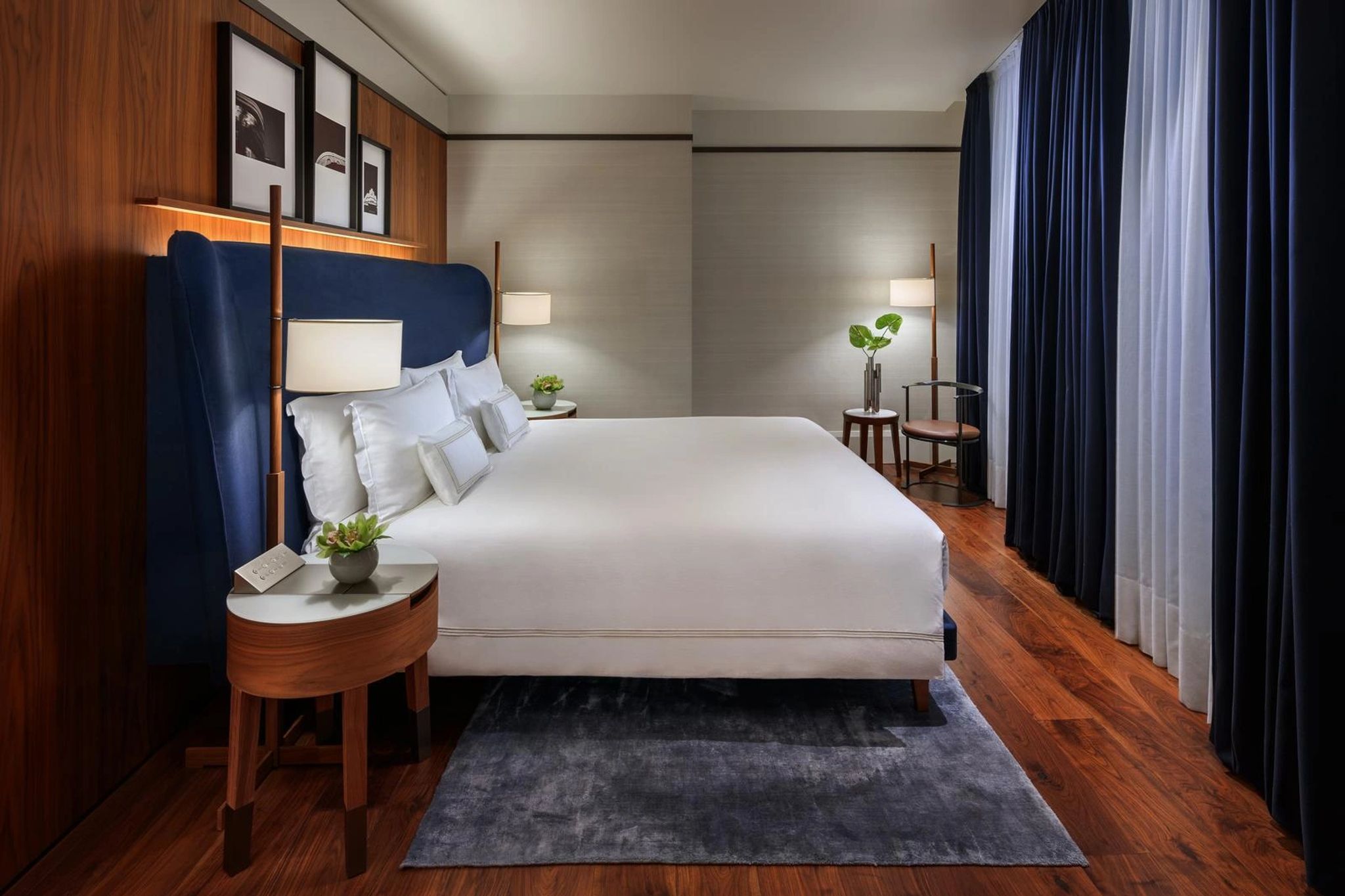 cama king size - poltrona de design - moveis de madeira