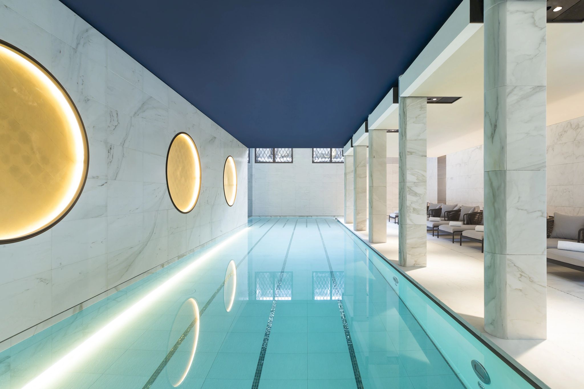 piscina coberta - piscina aquecida - hotel com piscina