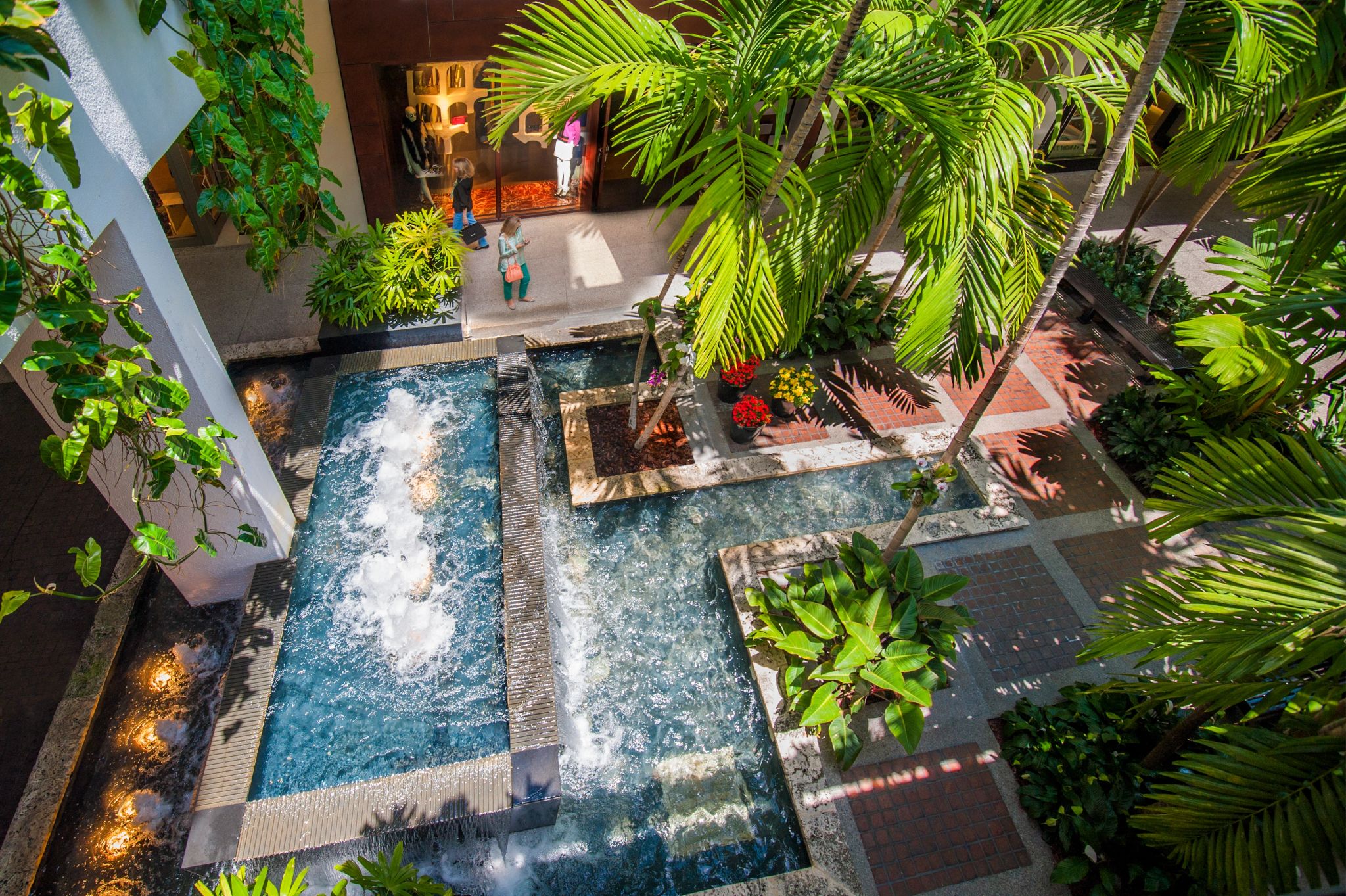 vista aerea - fonte de agua - lojas em bal harbour - boutique de luxo