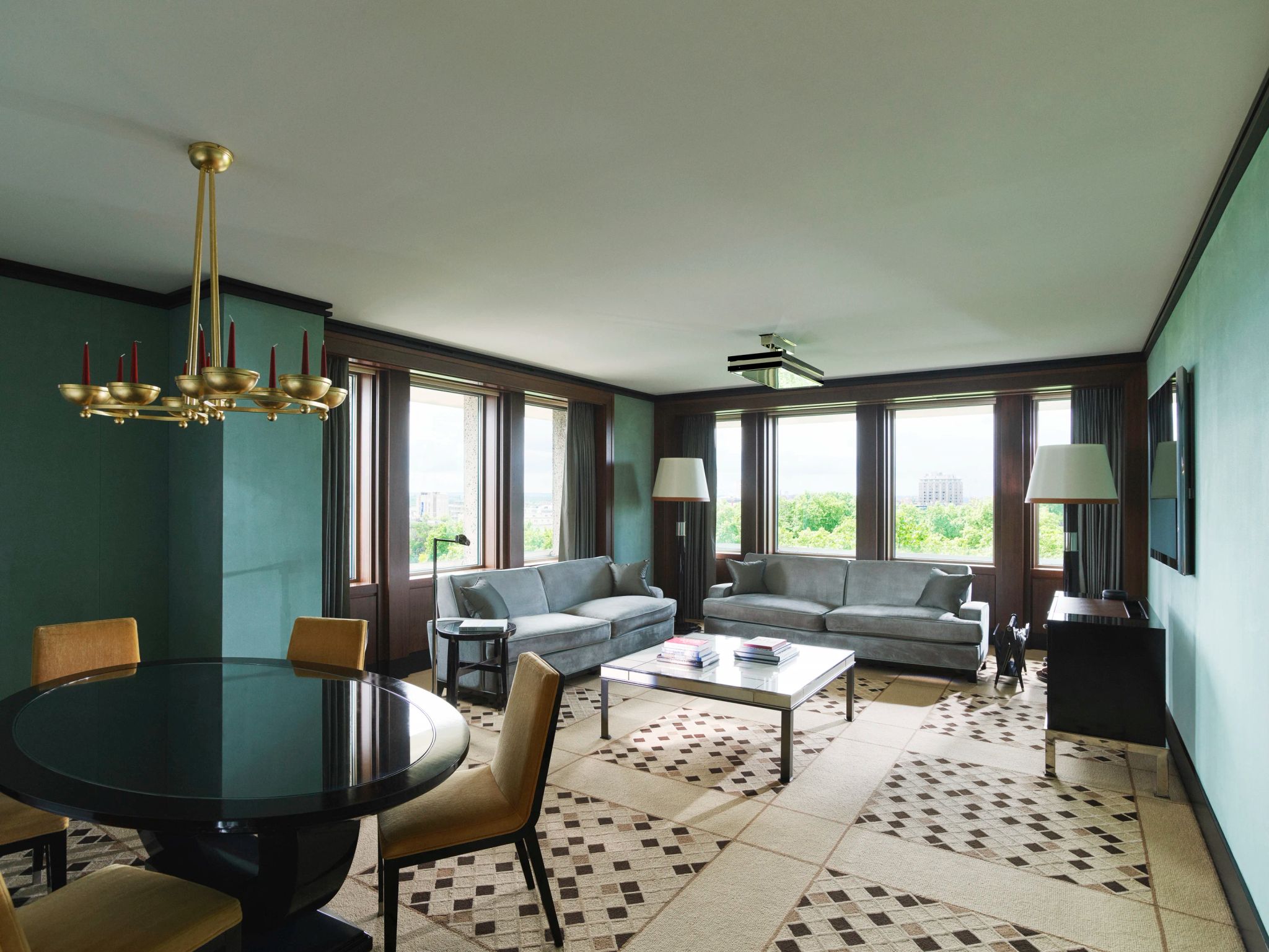 suite com sala de jantar - suite ampla