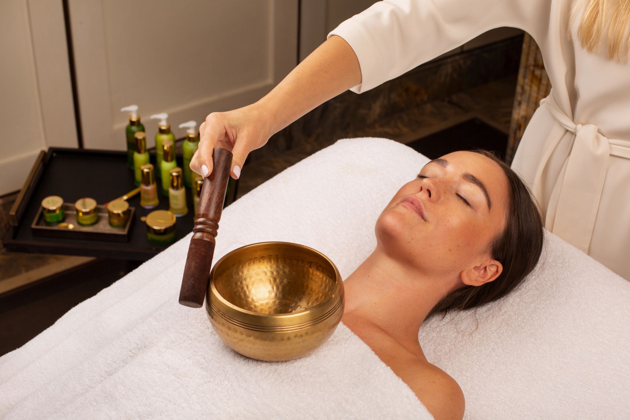 Lanesborough Club & Spa massagem relaxante - bem estar - terapia acustica