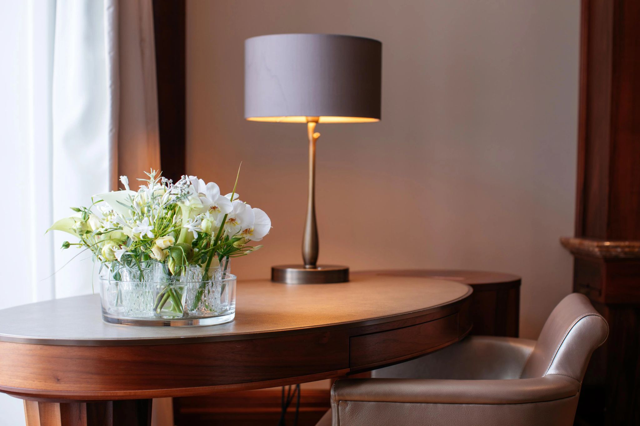 One King Bed Premium area de trabalho – mesa de trabalho - escrivaninha