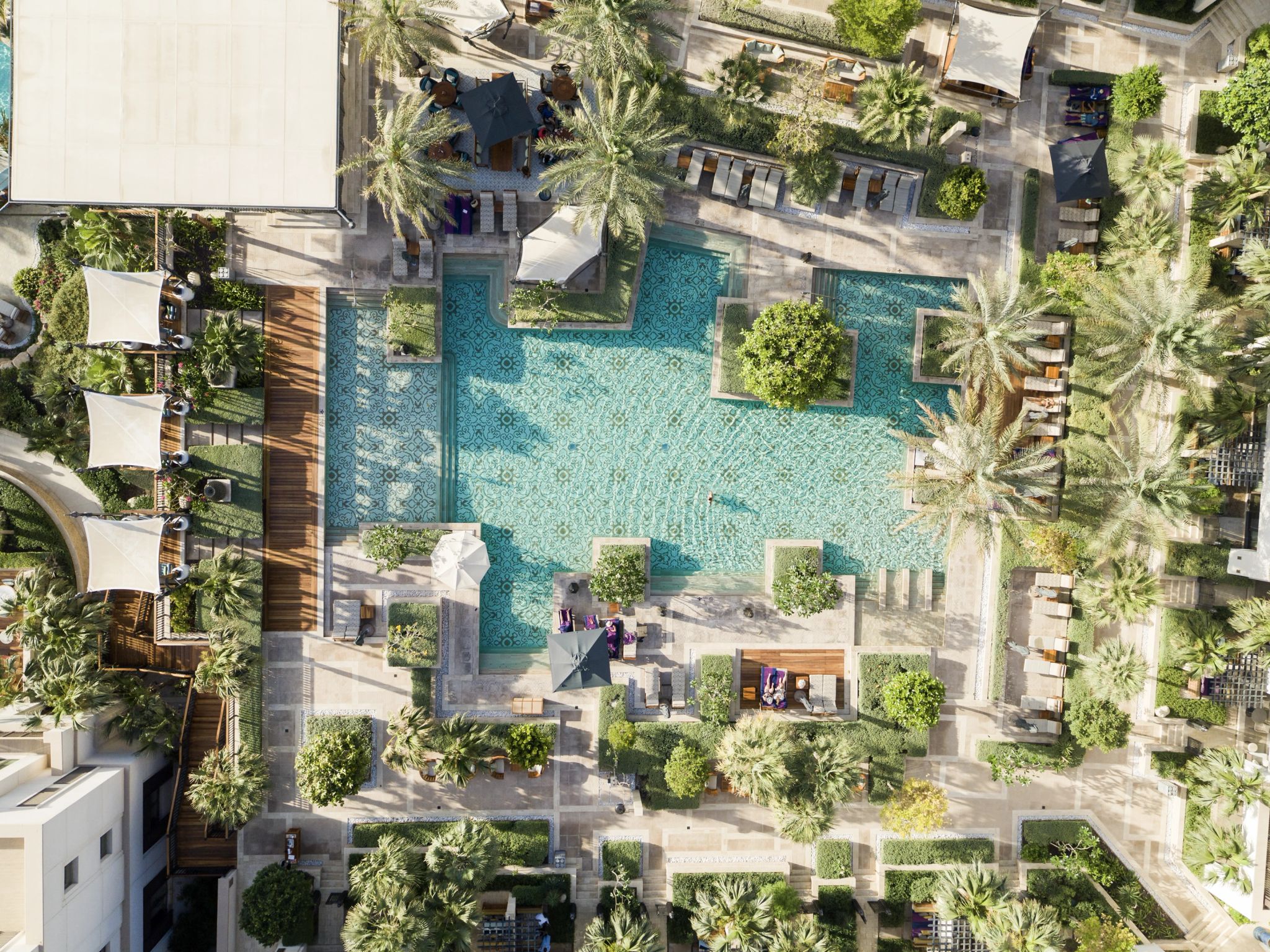 piscina externa – piscina ao ar livre – piscina hotel
