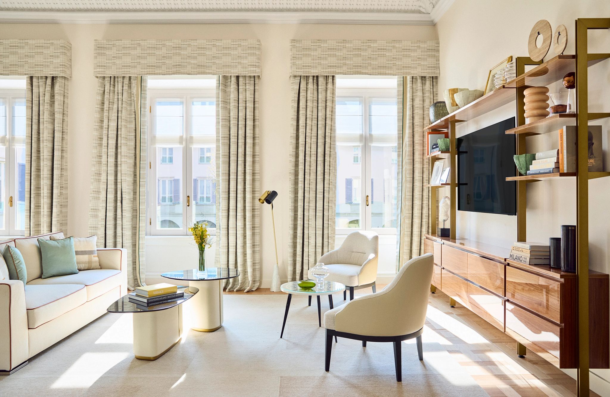 Renaissance Suite sala de estar - suite vista milao - sala moderna