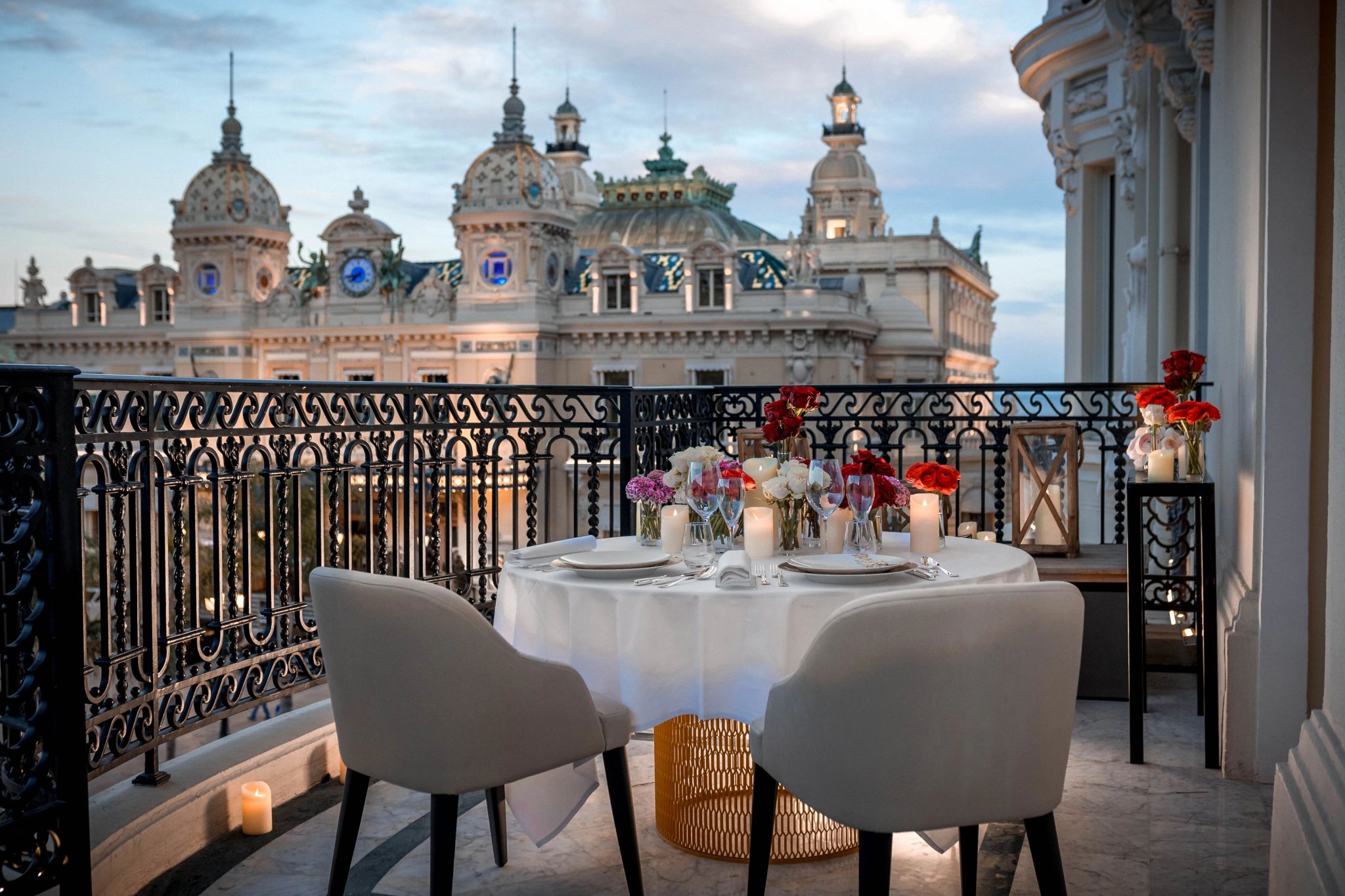 jantar na varanda - vista monte-carlo - jantar do hotel