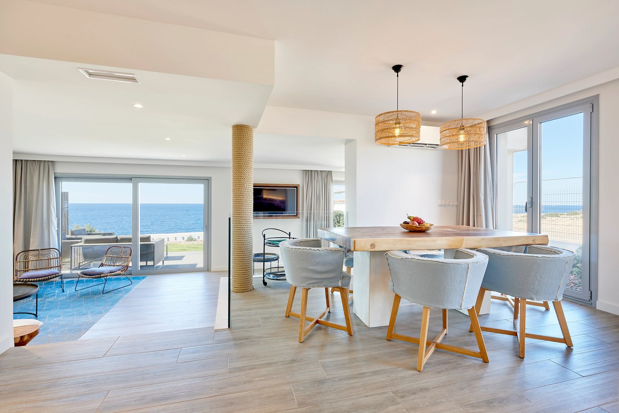 Cliff Suite Sea View Duplex Deluxe suite master - mesa de jantar - vista exclusiva