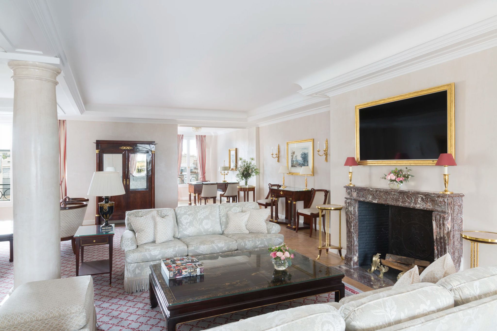 Suite Penthouse sala com lareira - sala aconchegante - suite ampla - suite com terraço