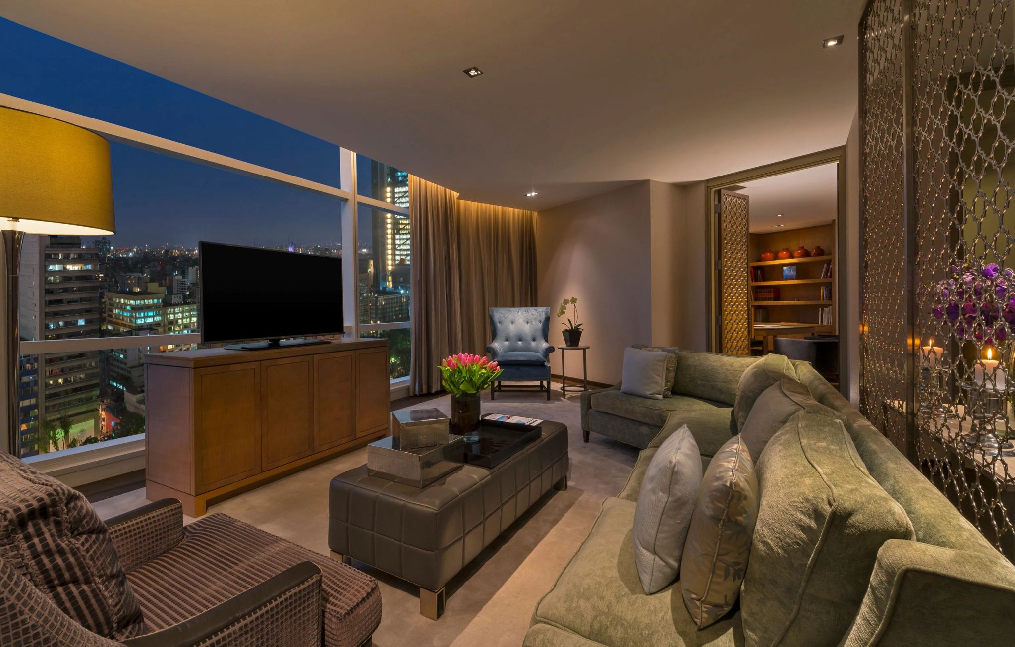 suite com sala – sala de estar – suite de luxo – suite com vista