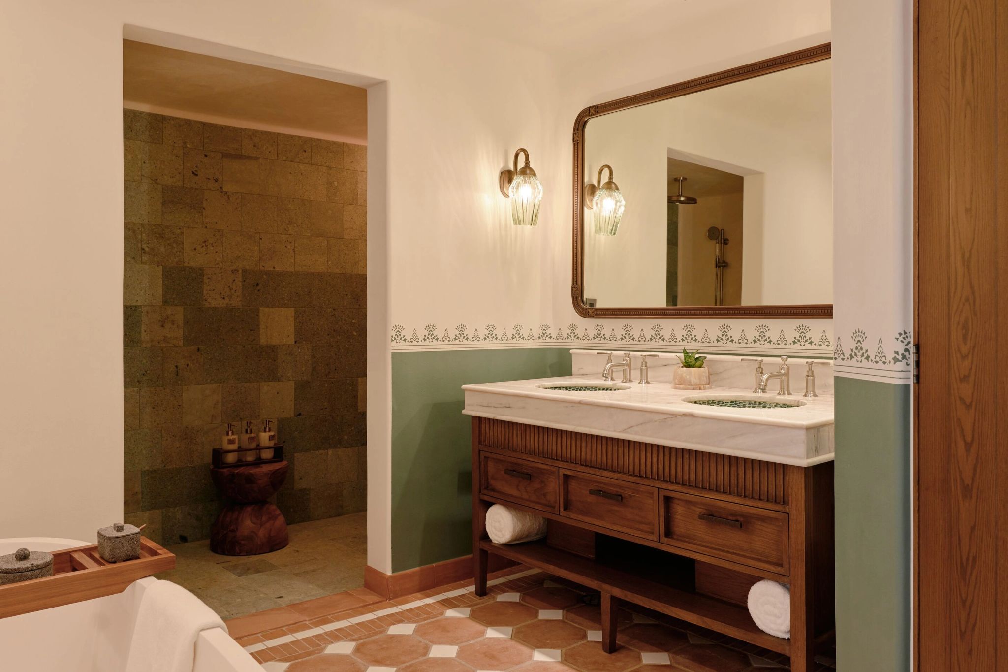 Ocean View Master Suite banheiro amplo – banheiro de luxo – banheiro de casal