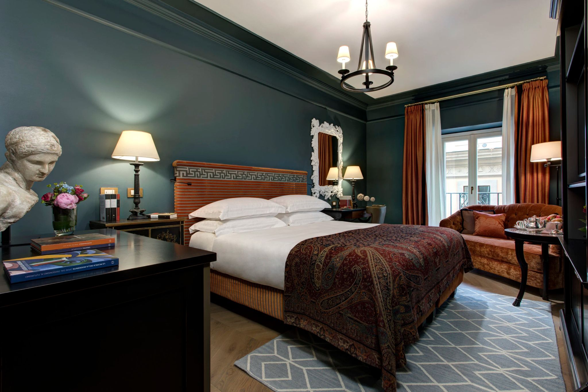 superior room - decoraçao classica - quarto cama king