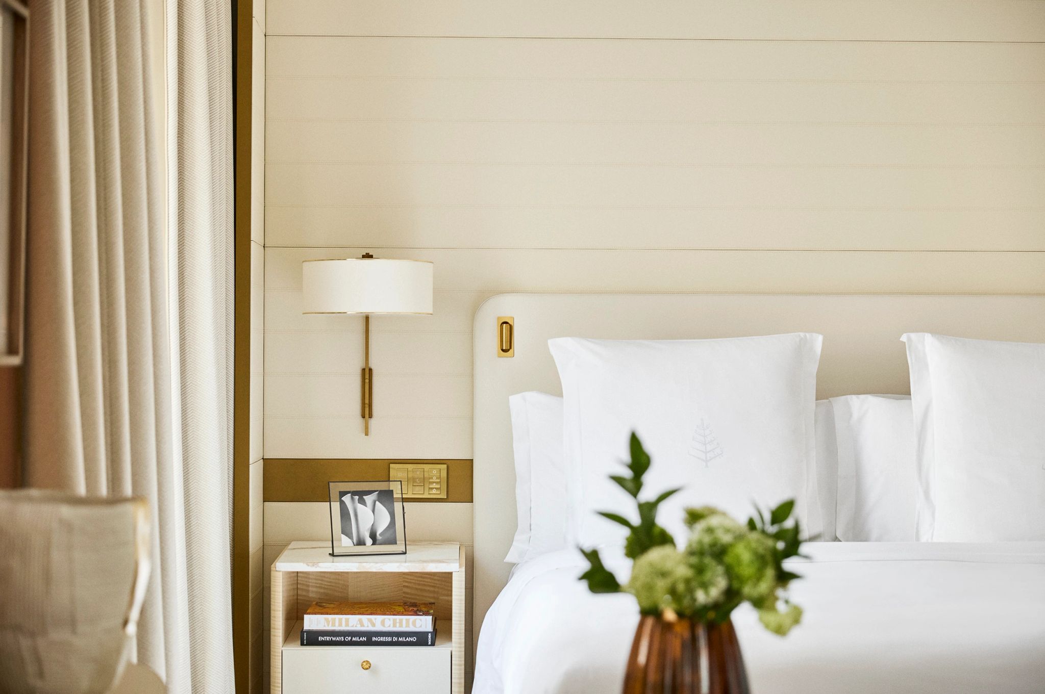 Premium Garden View cama king - quarto vista jardim - quarto de hotel