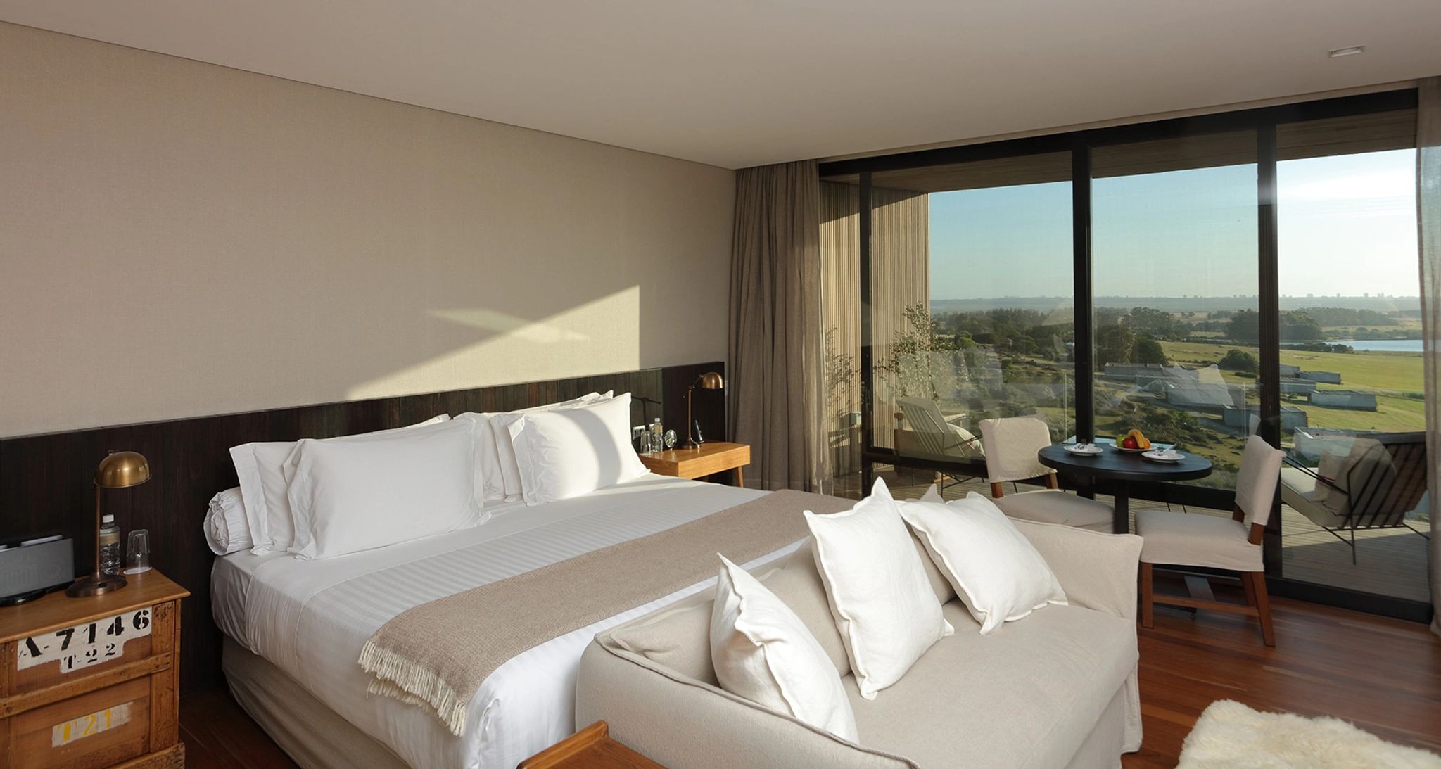 cama king - quarto casal - quarto de hotel