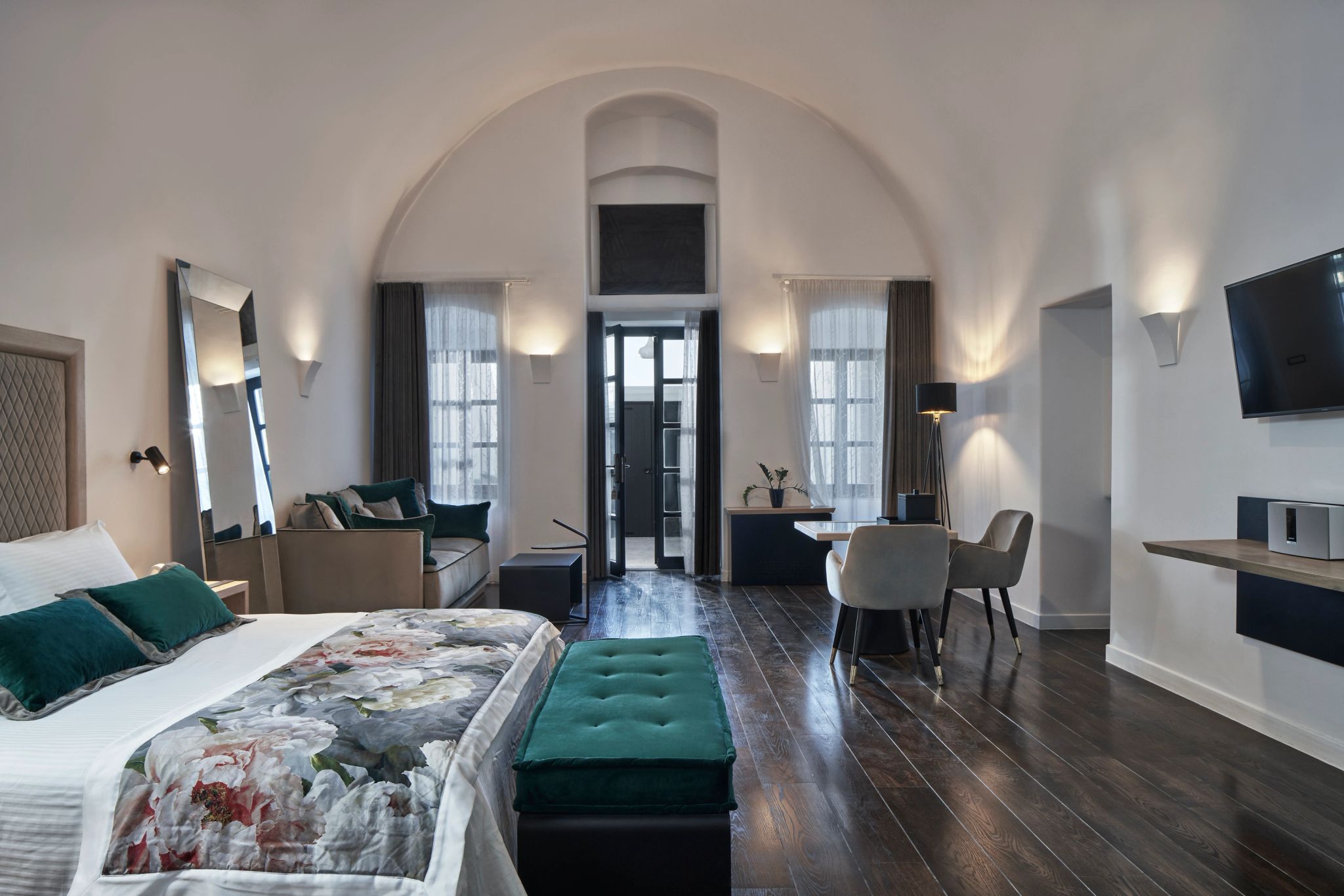 Senior Jetted Tub Suite suite espaçosa - suite com sala - sala de estar - sala chique