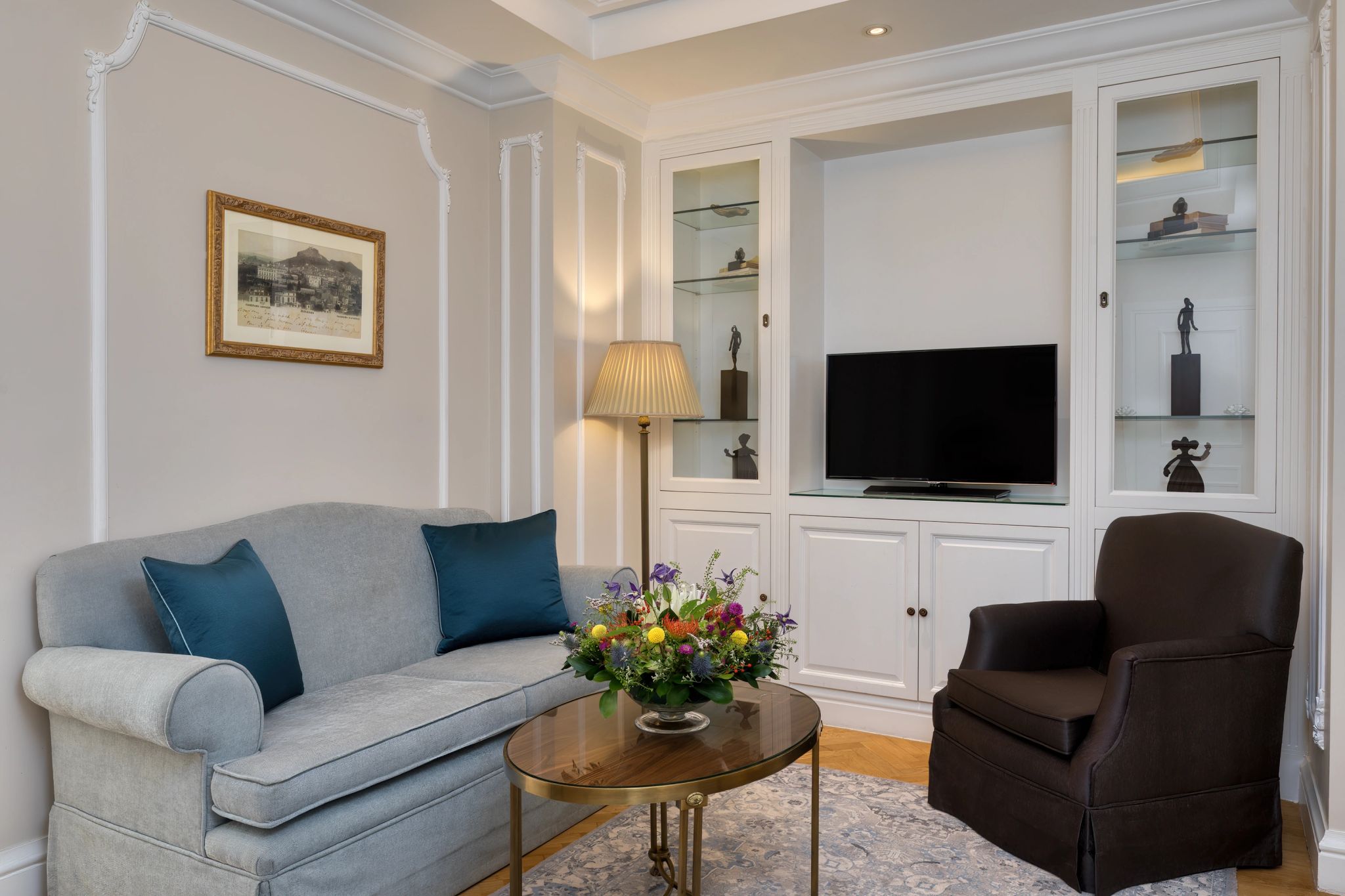 sala de tv - sala de estar - sofa confortavel - suite com sala