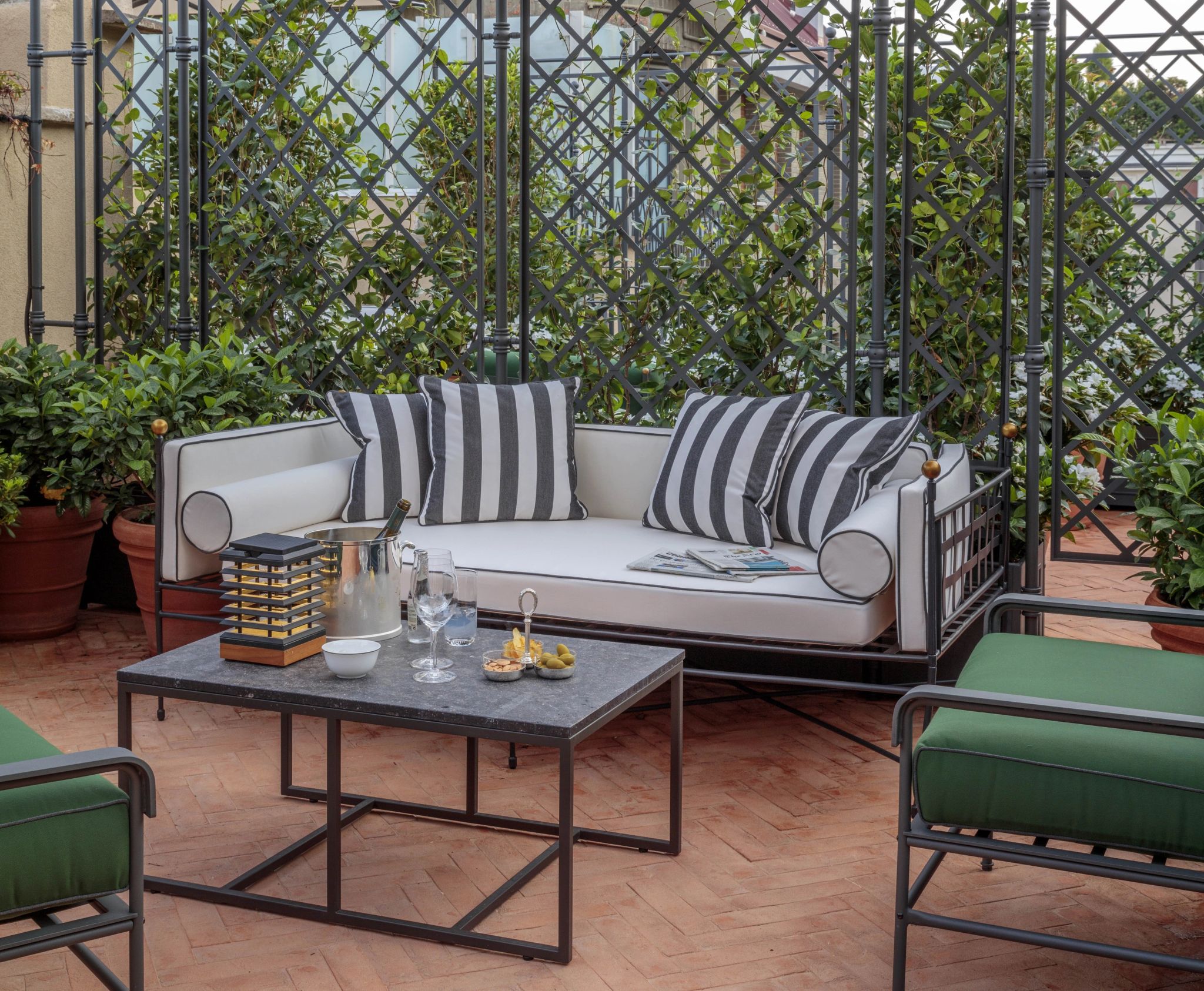 Isola Two Bedroom Apartment Terrace terraço mobiliado - terraço privativa - area externa