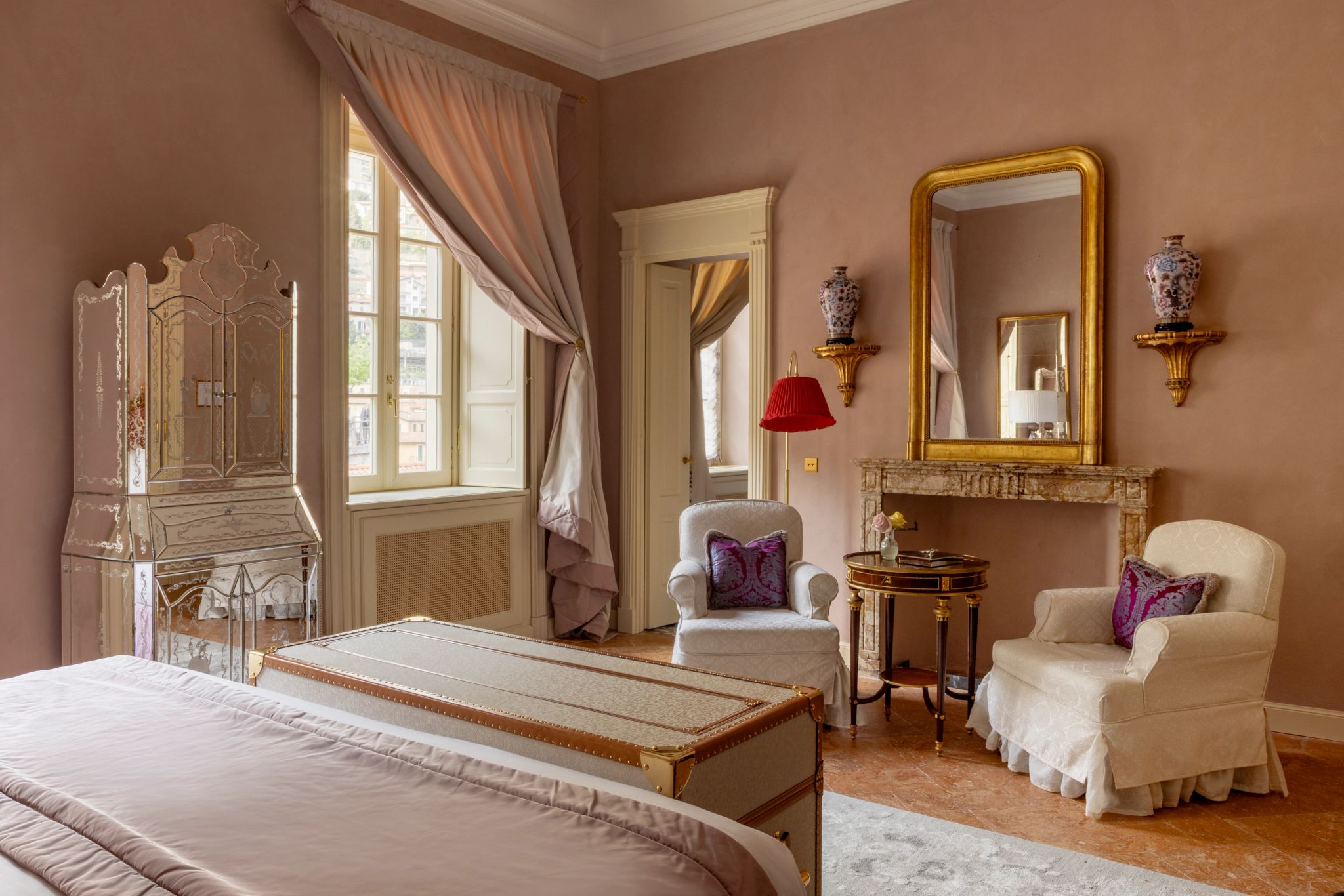 Room in the Villa decoraçao chique – quarto 5 estrelas – area de estar