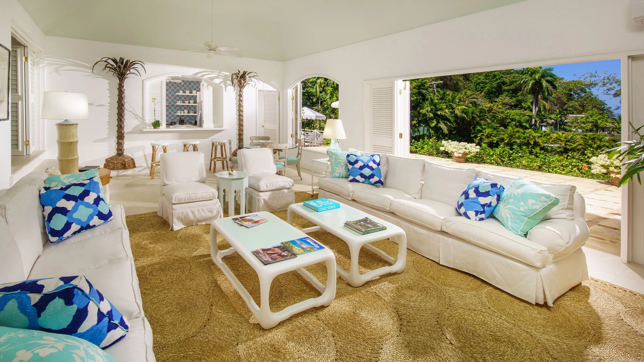 Five Bedroom Signature Villa  sala de estar - sala chique - sala ampla - sofa confortavel