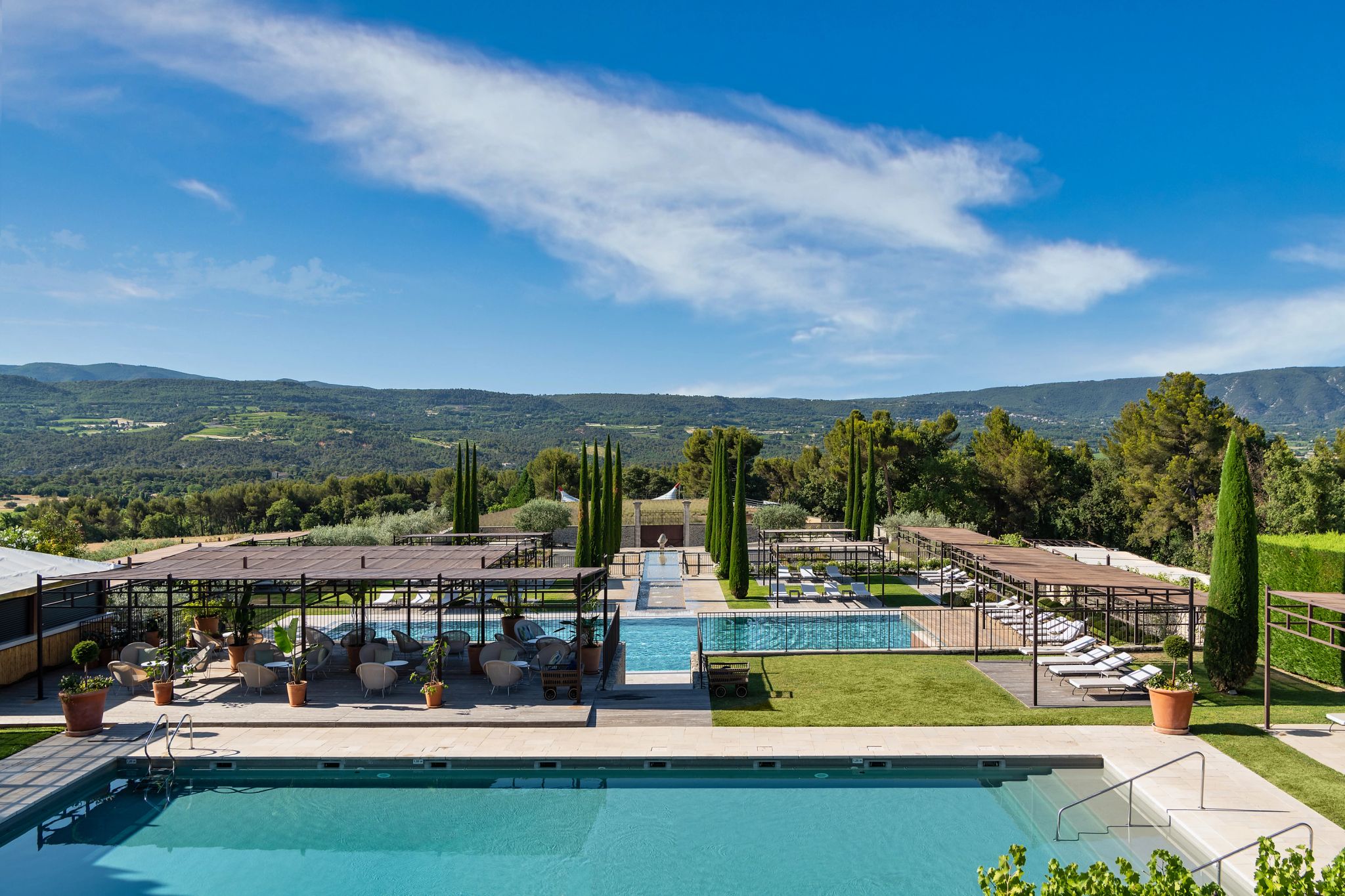 piscina com vista – piscina externa - piscina ao ar livre - piscina semi olimpica