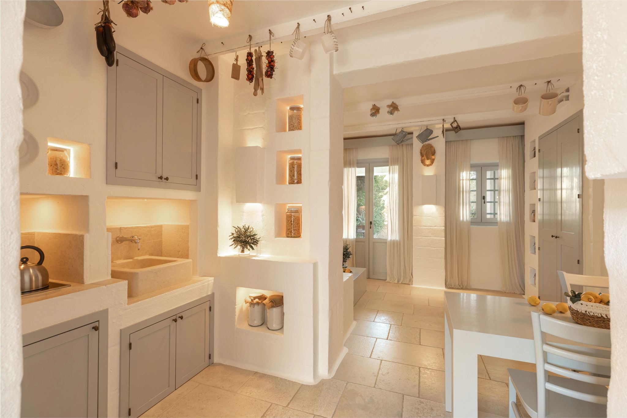 Borgo Casa Bella suite com cozinha – mesa de jantar – quarto amplo