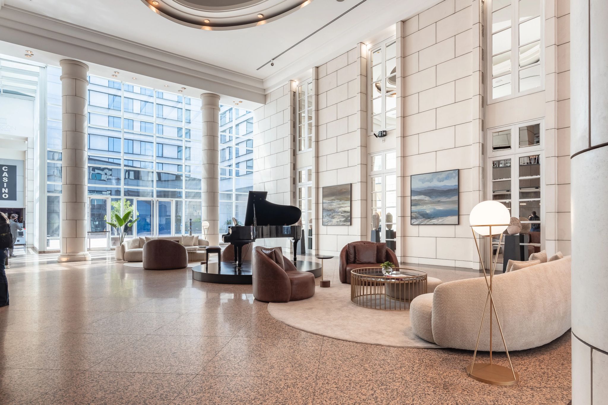 lounge de hotel - decoraçao moderna - piano cauda longa